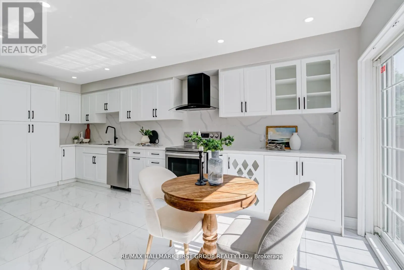 35 ELLIOTTGLEN DRIVE