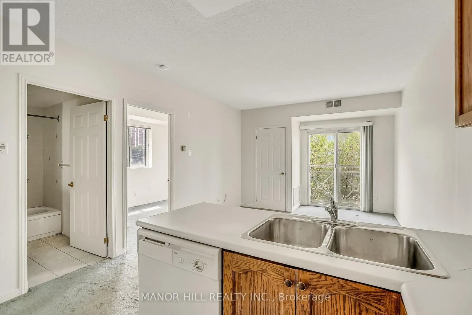 301 - 2351 KENNEDY ROAD