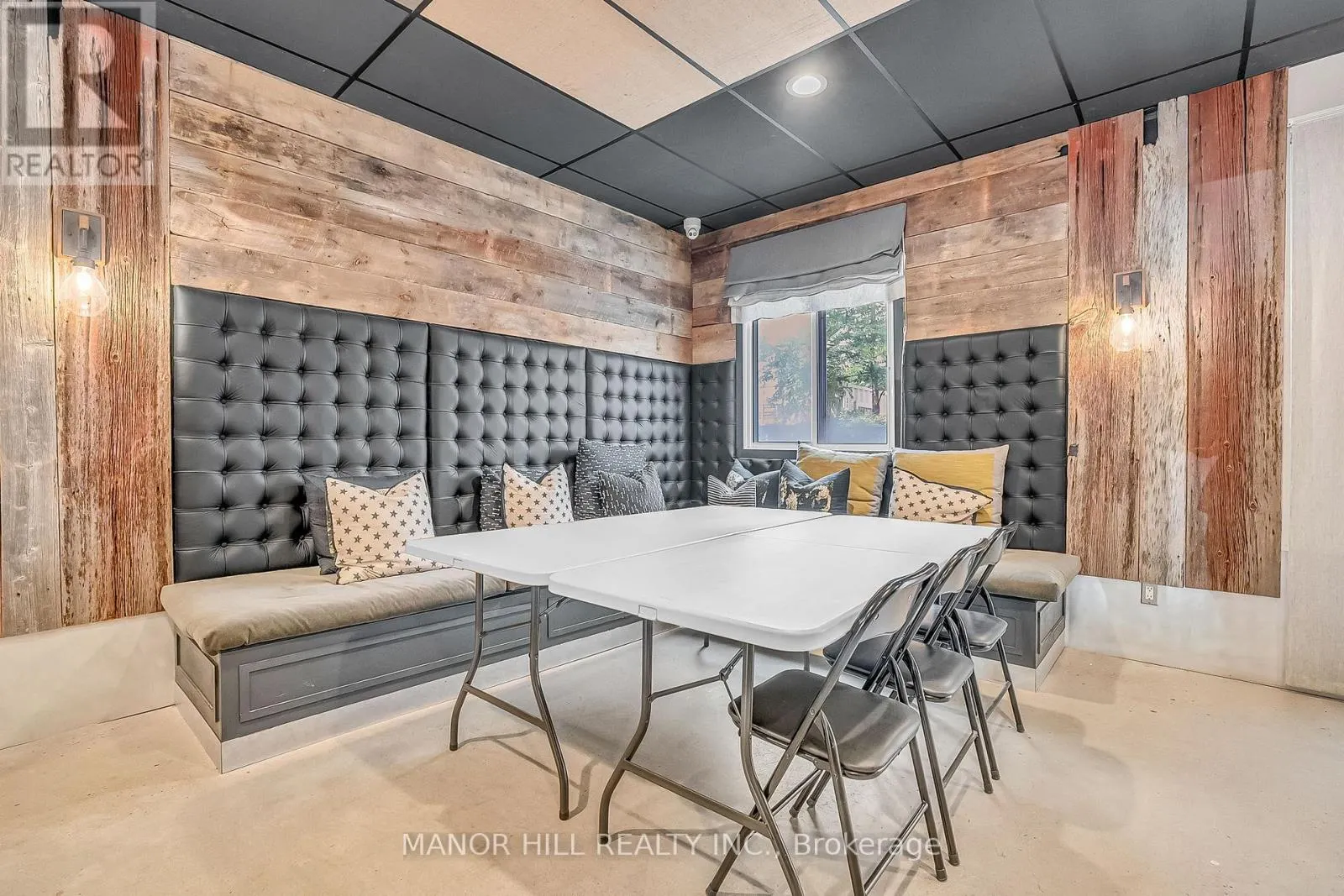 301 - 2351 KENNEDY ROAD