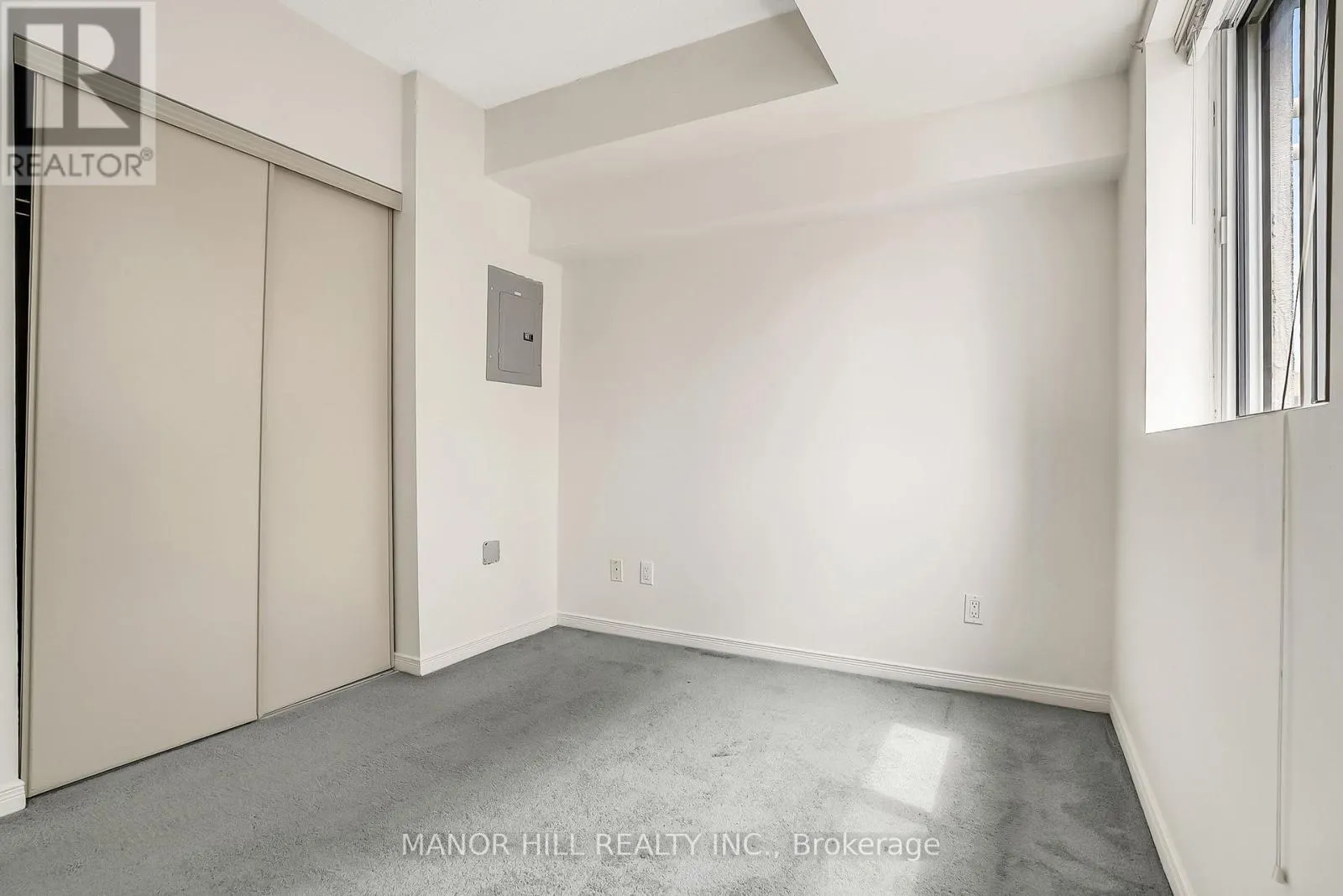 301 - 2351 KENNEDY ROAD