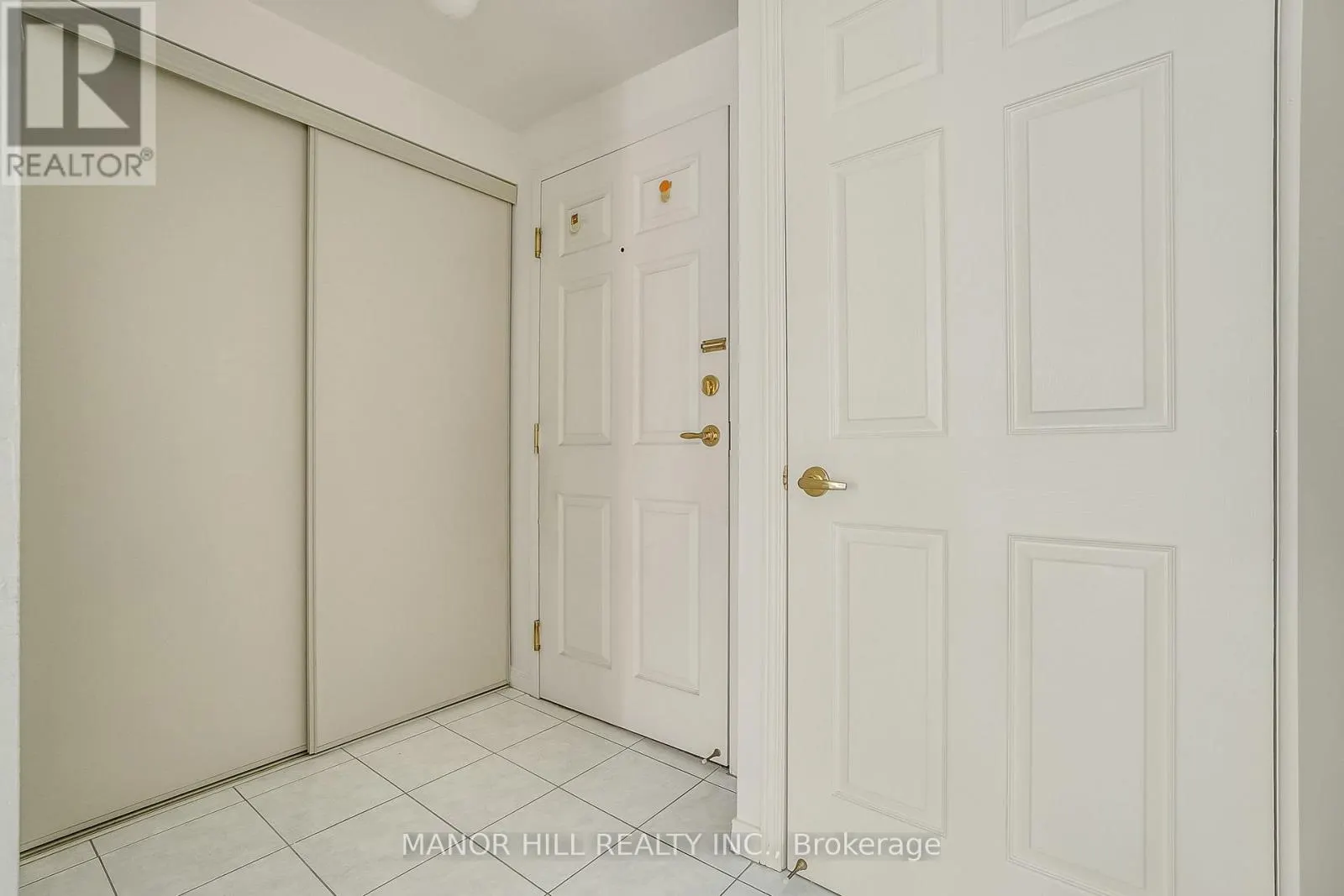 301 - 2351 KENNEDY ROAD