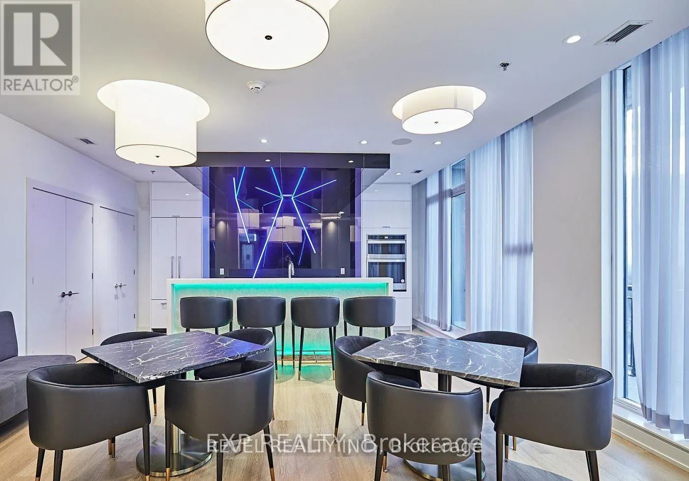 313 - 90 GLEN EVEREST ROAD