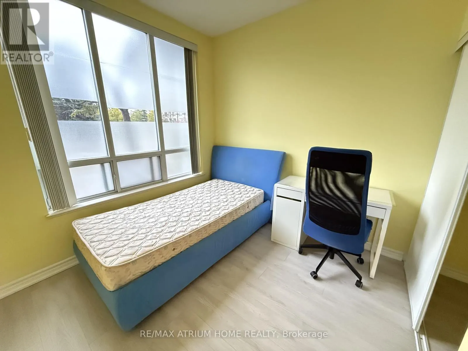 109 - 5039 FINCH AVENUE E