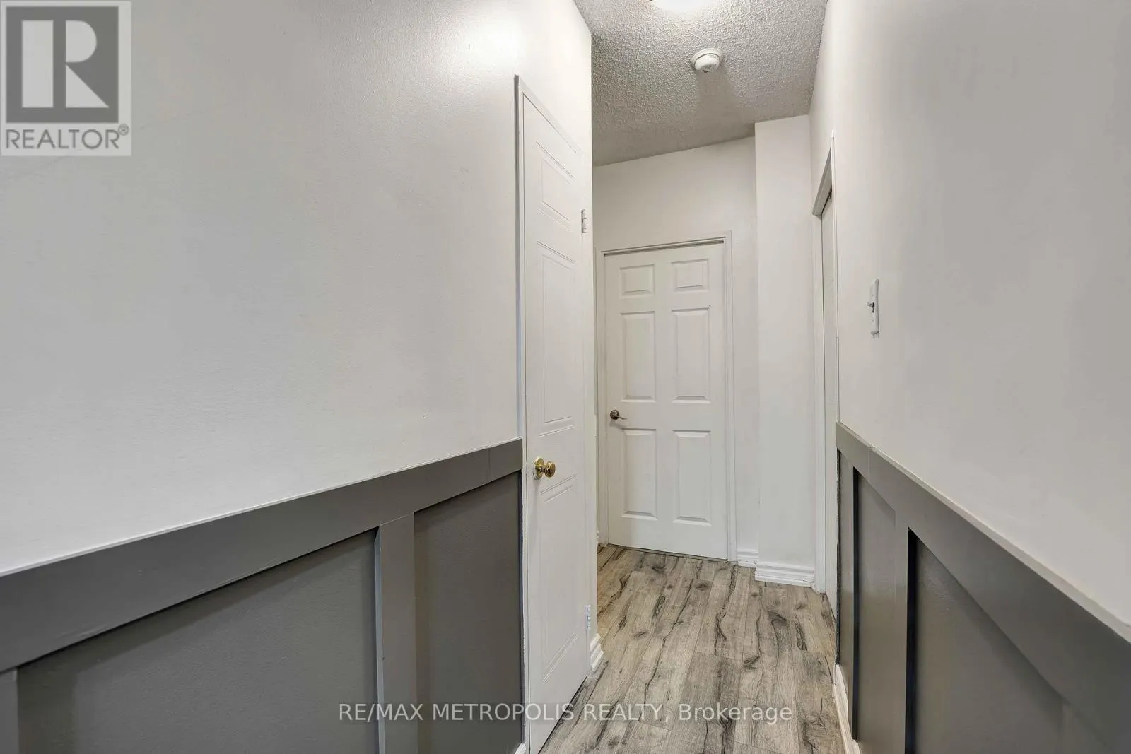 1011 - 410 MCLEVIN AVENUE