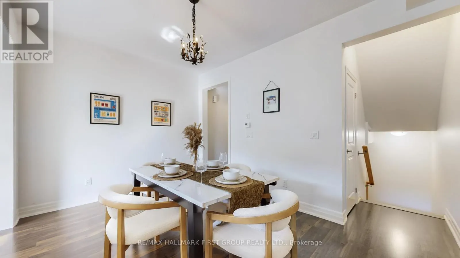 2 - 384 ARCTIC RED DRIVE