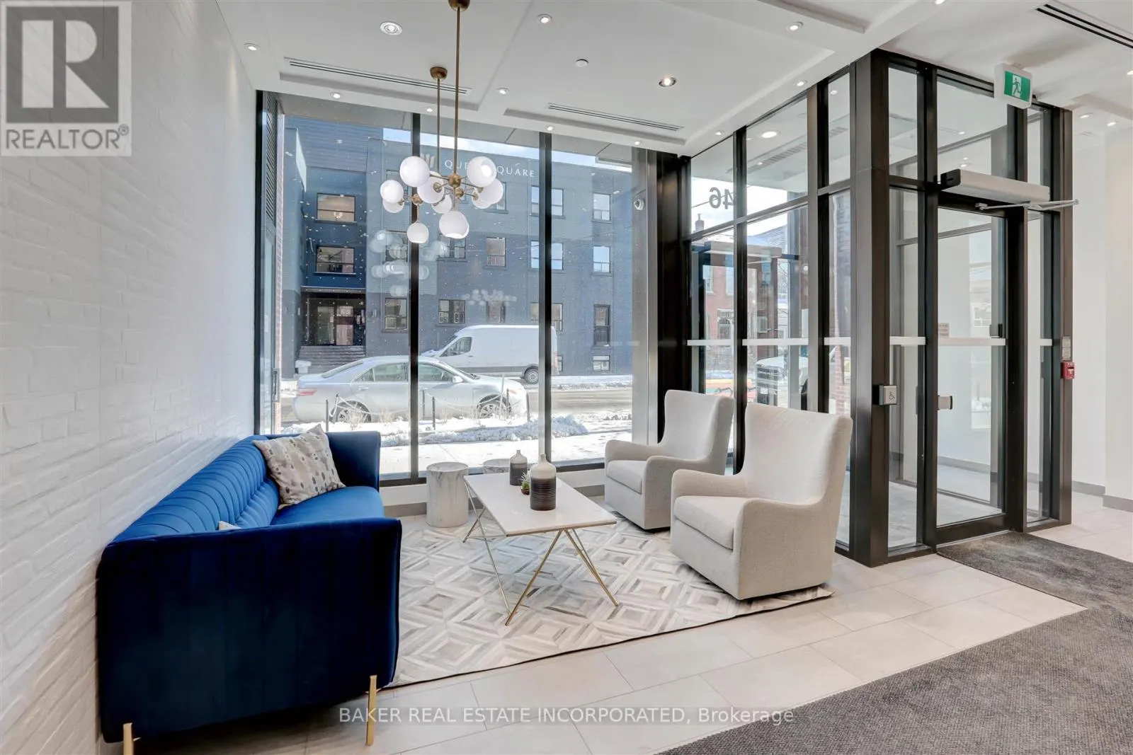 310 - 246 LOGAN AVENUE