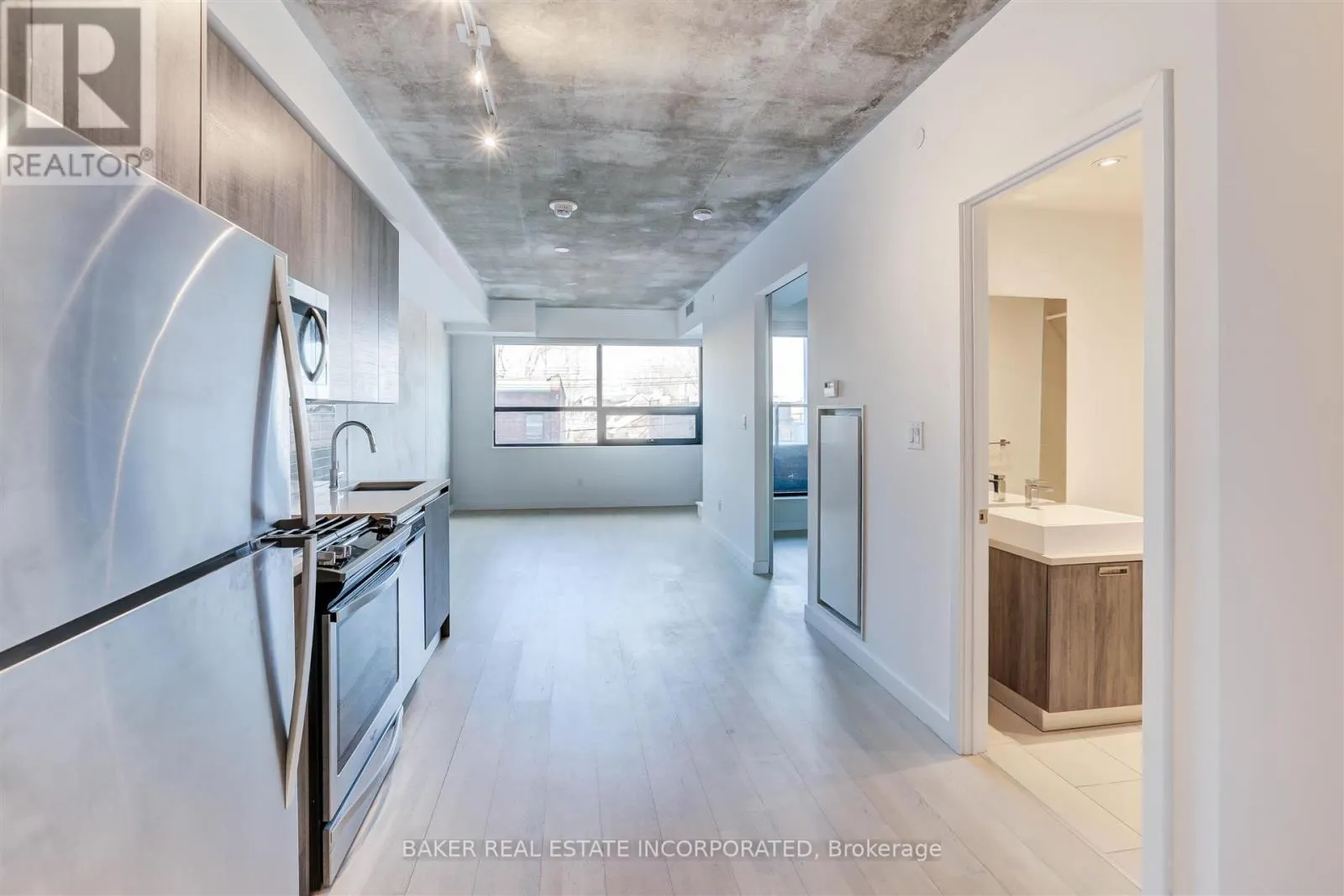 310 - 246 LOGAN AVENUE