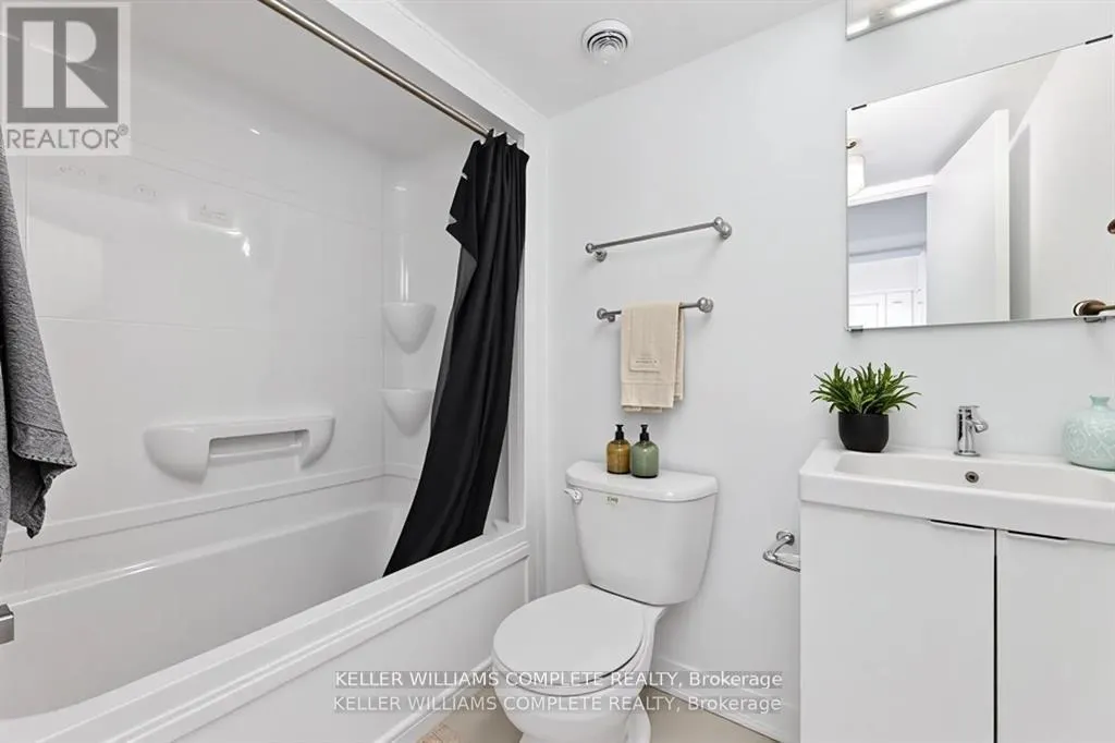 40 - 1740 SIMCOE STREET N