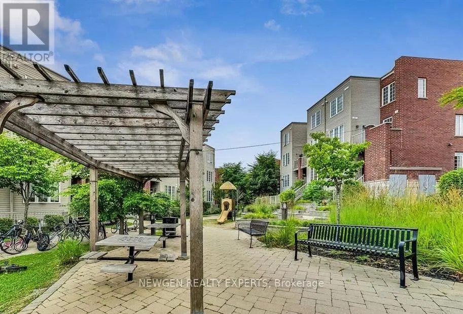 73 - 393 BEECHGROVE DRIVE