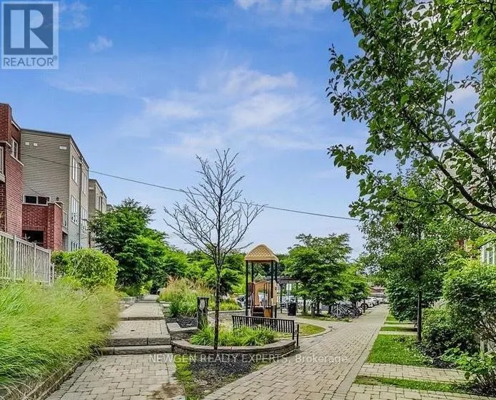 73 - 393 BEECHGROVE DRIVE