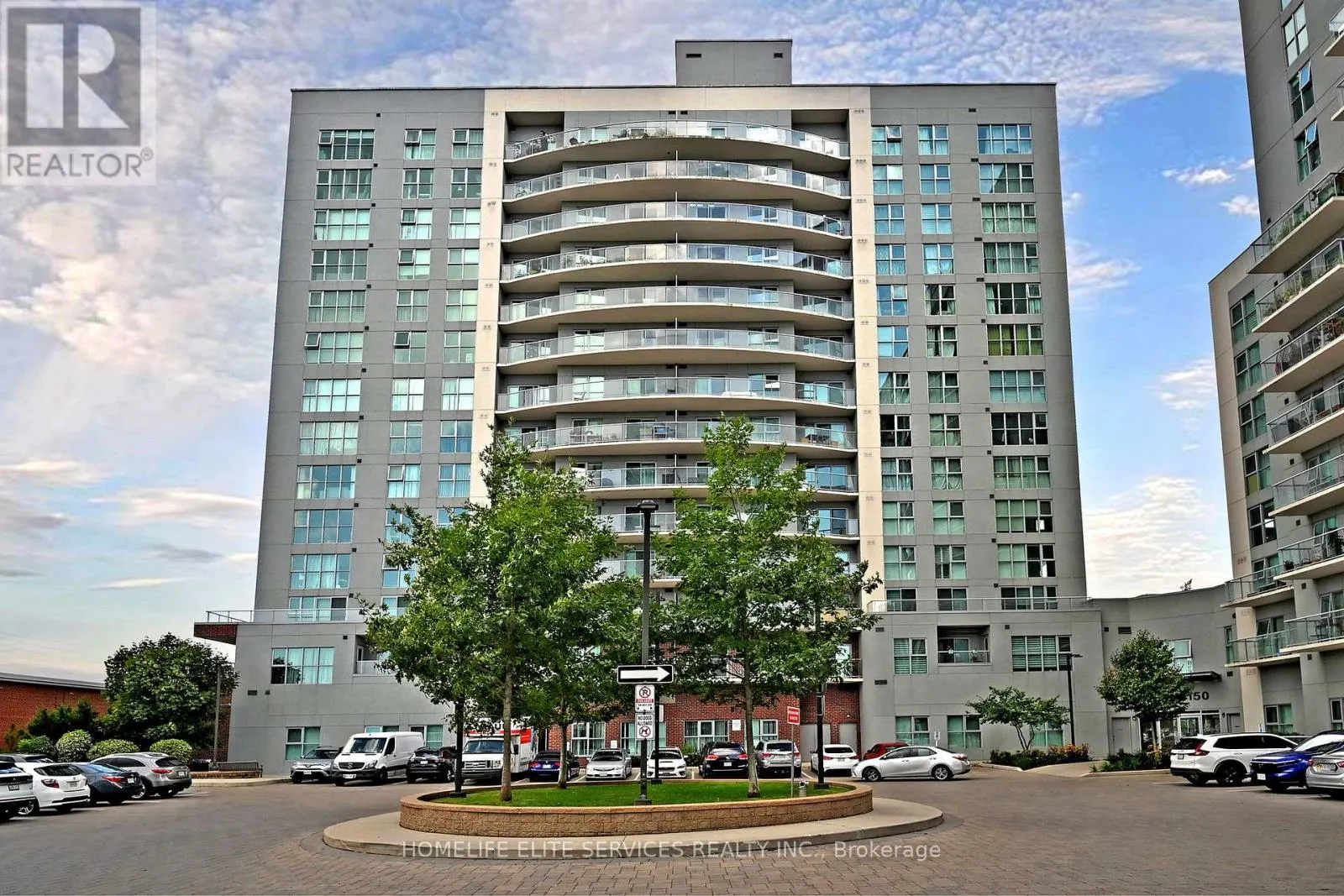 210 - 2152 LAWRENCE AVENUE E