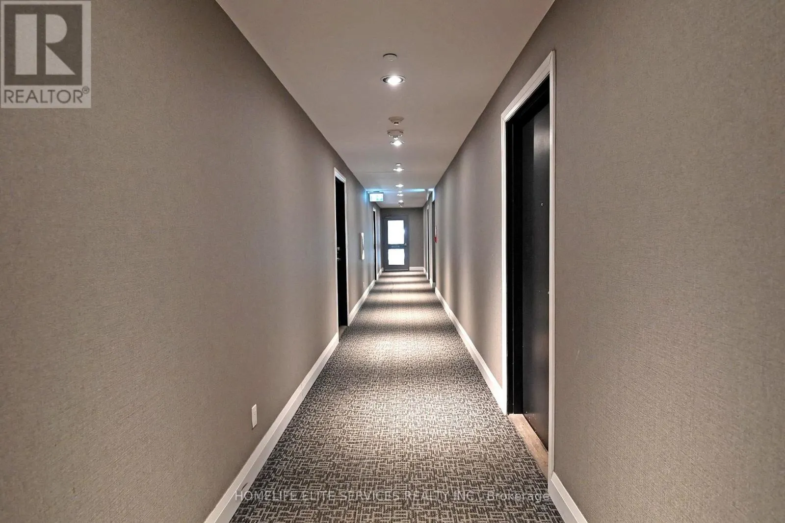 210 - 2152 LAWRENCE AVENUE E