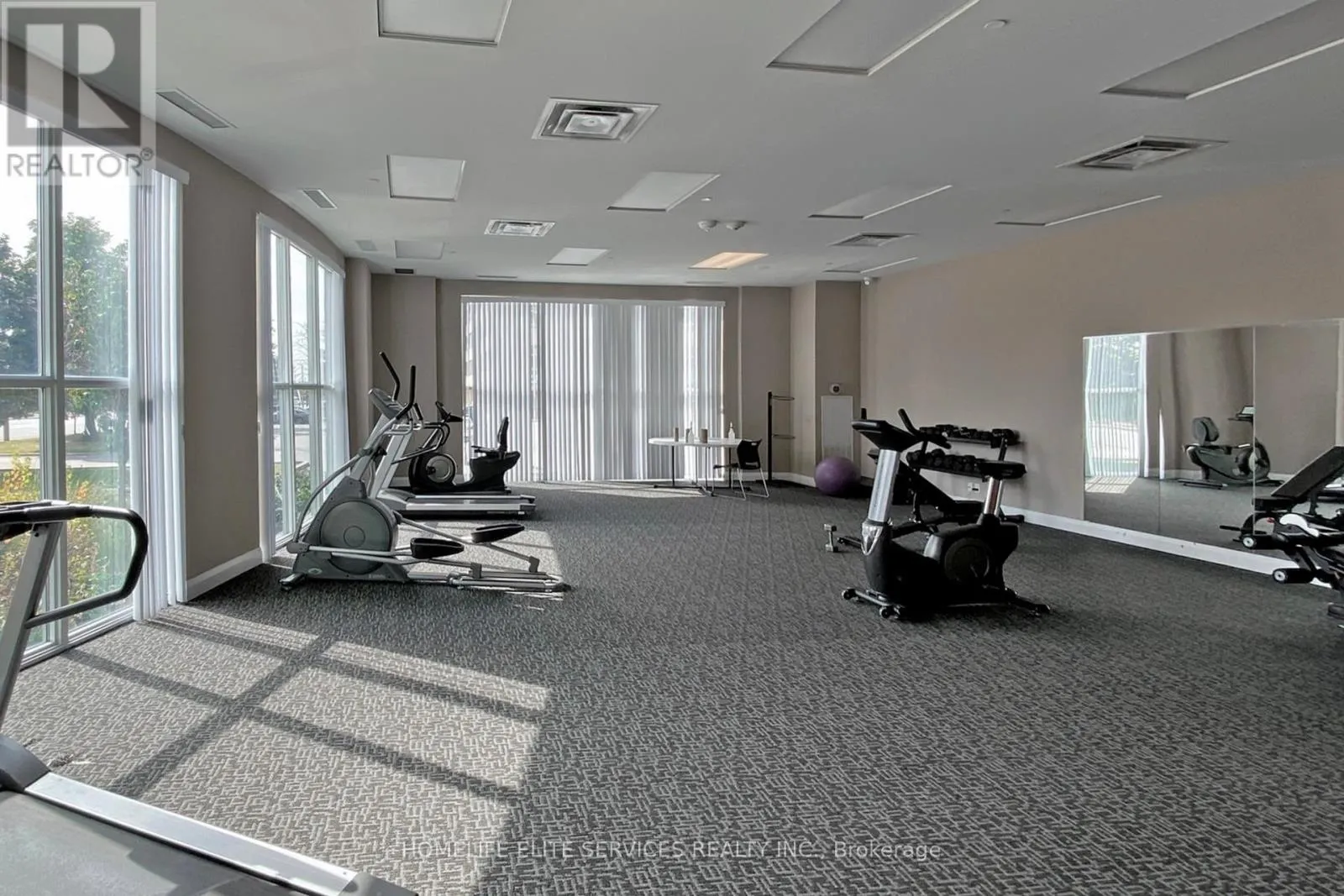 210 - 2152 LAWRENCE AVENUE E