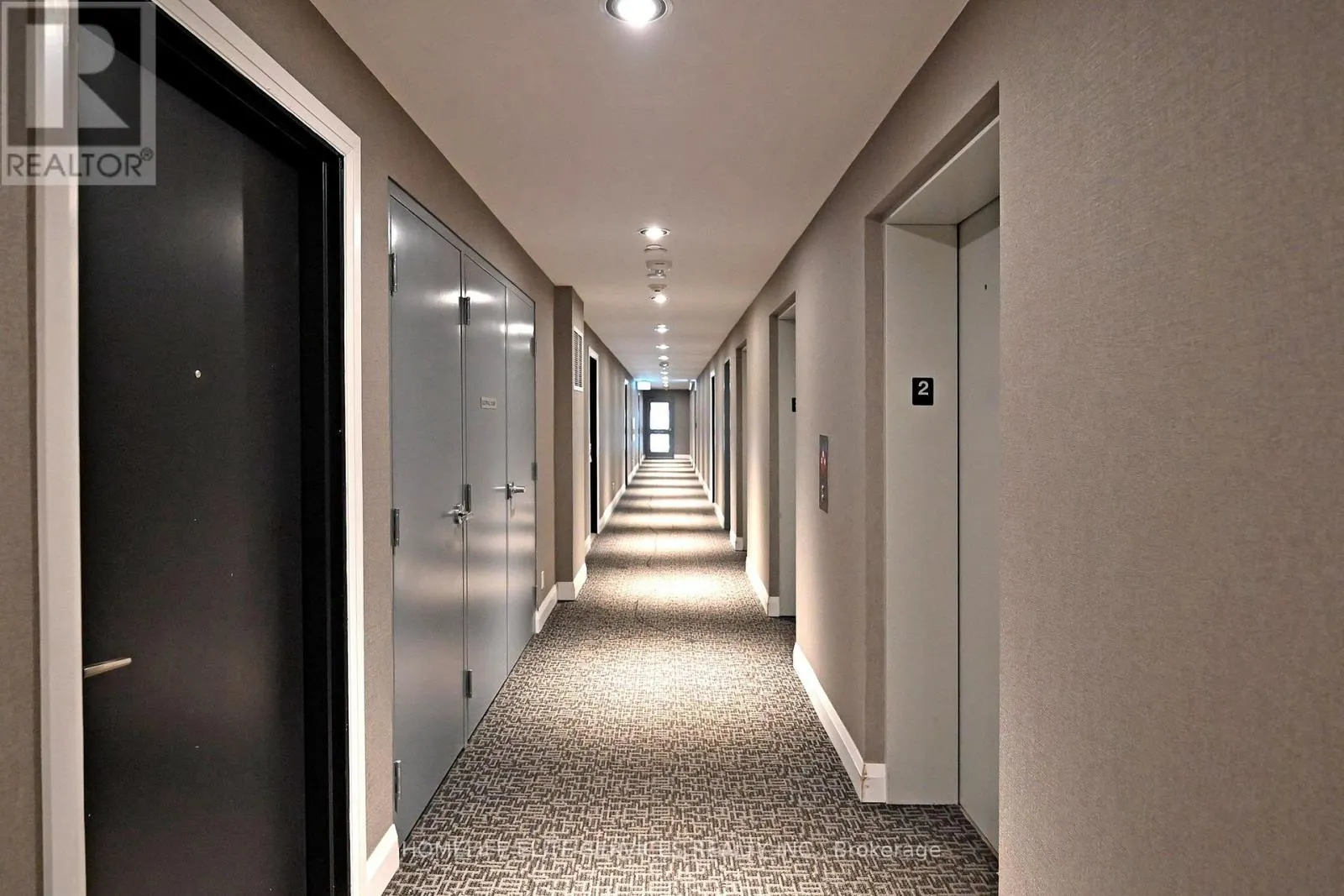 210 - 2152 LAWRENCE AVENUE E