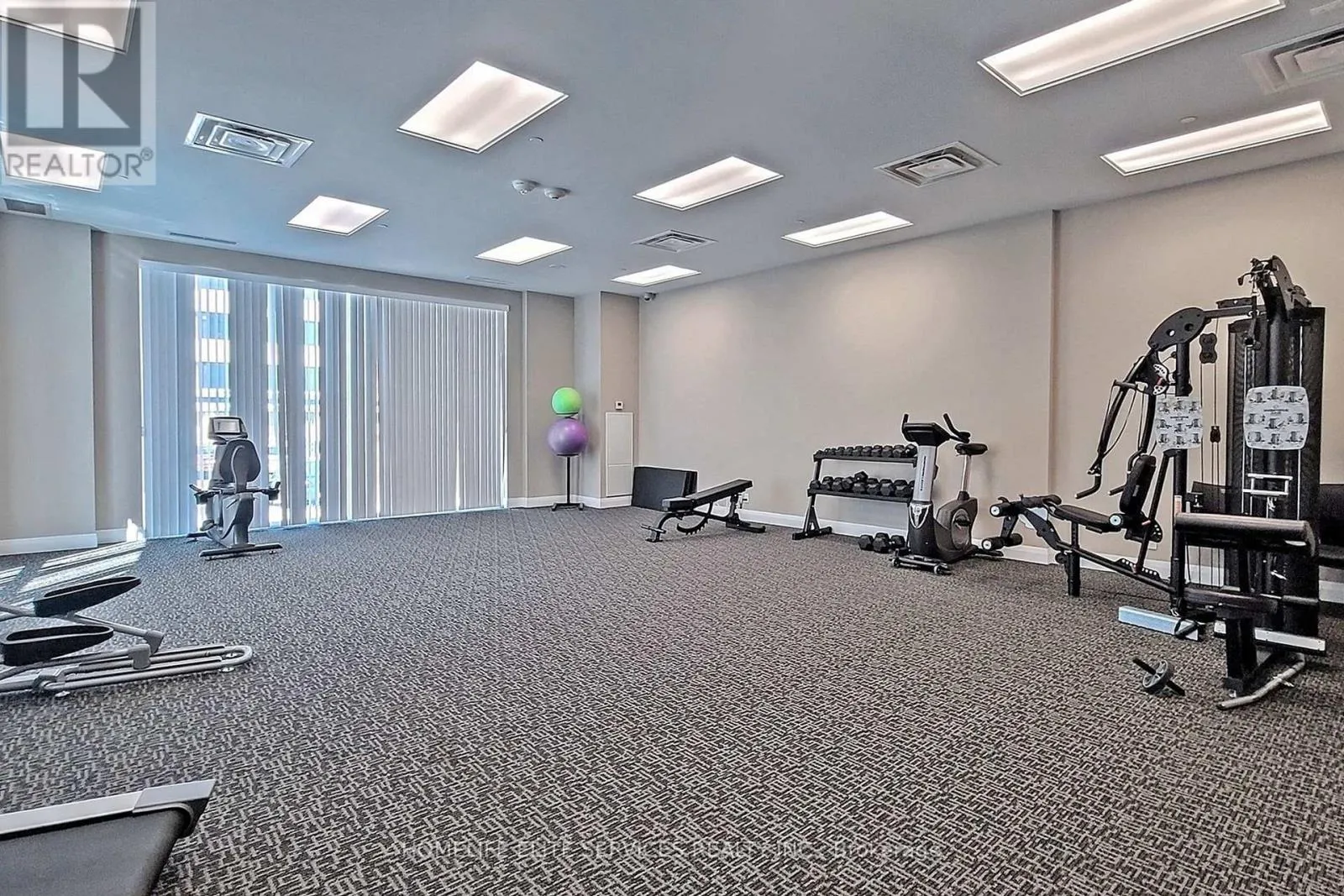 210 - 2152 LAWRENCE AVENUE E