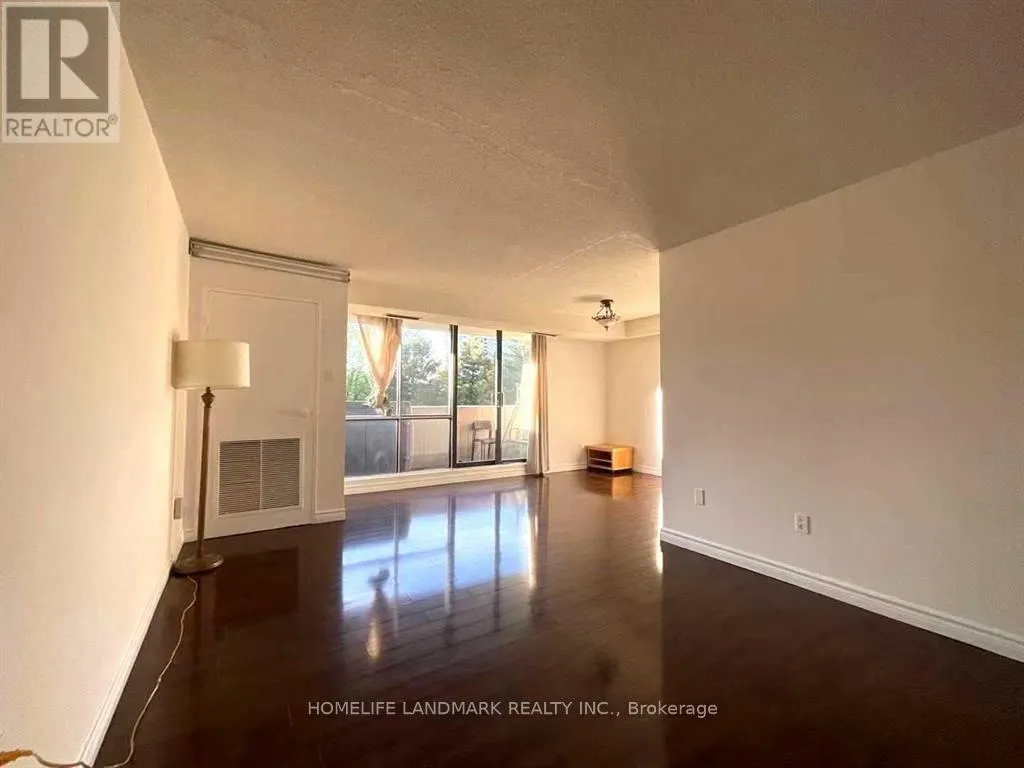 308 - 10 STONEHILL COURT