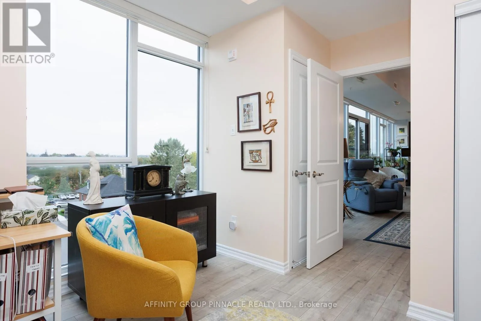 509 - 109 KING AVENUE E, #509