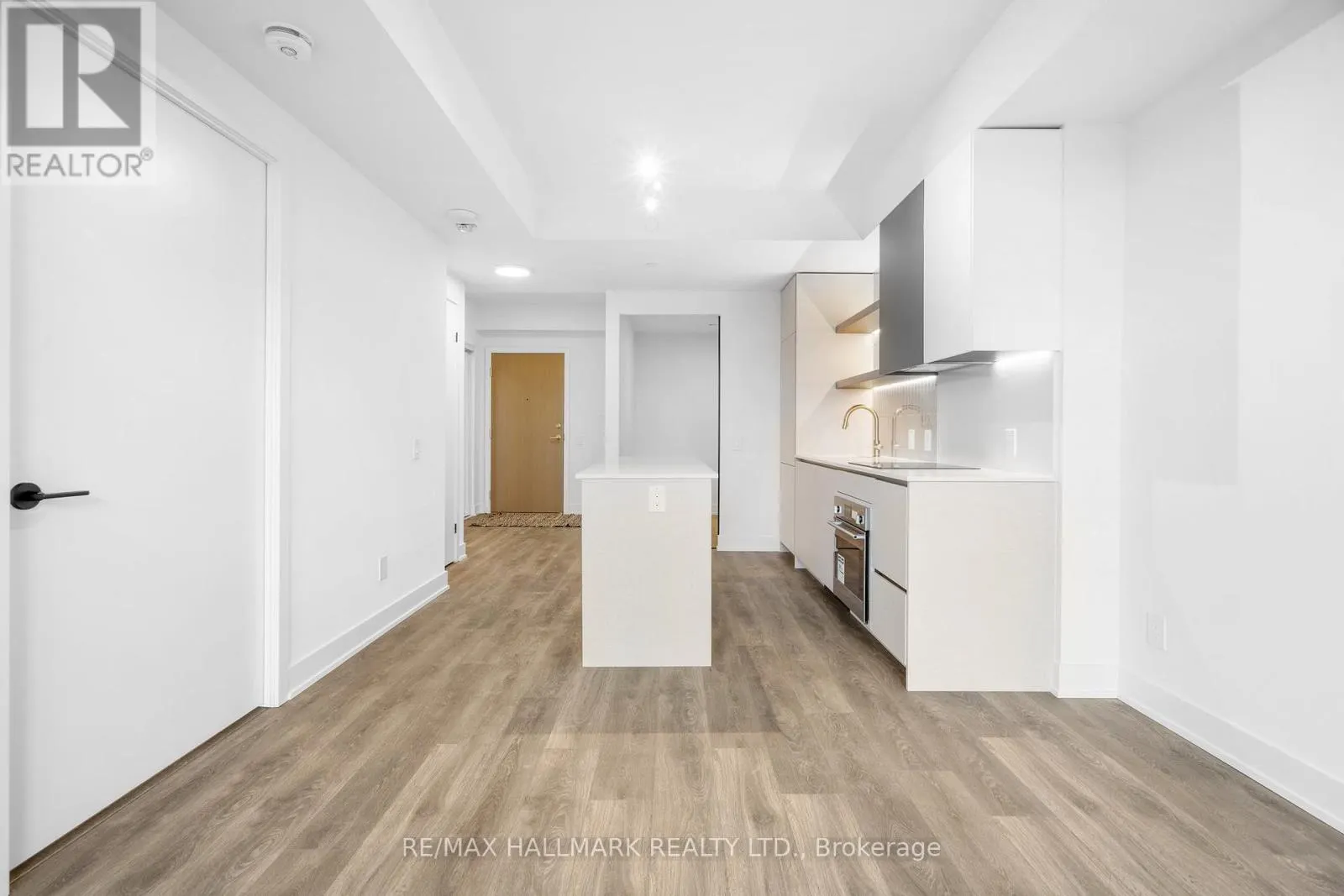 405 - 1285 QUEEN STREET E