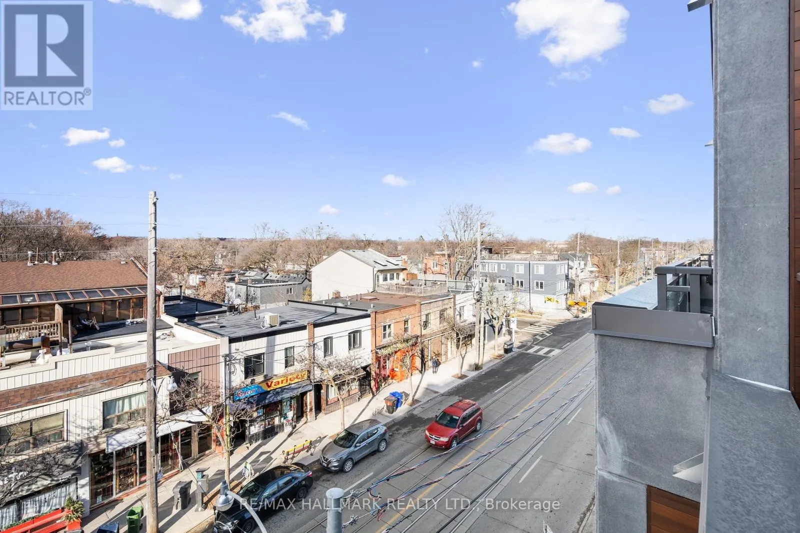 405 - 1285 QUEEN STREET E