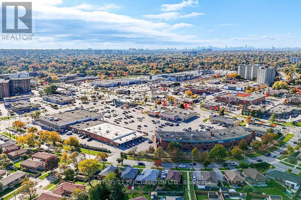 63 HISCOCK BOULEVARD