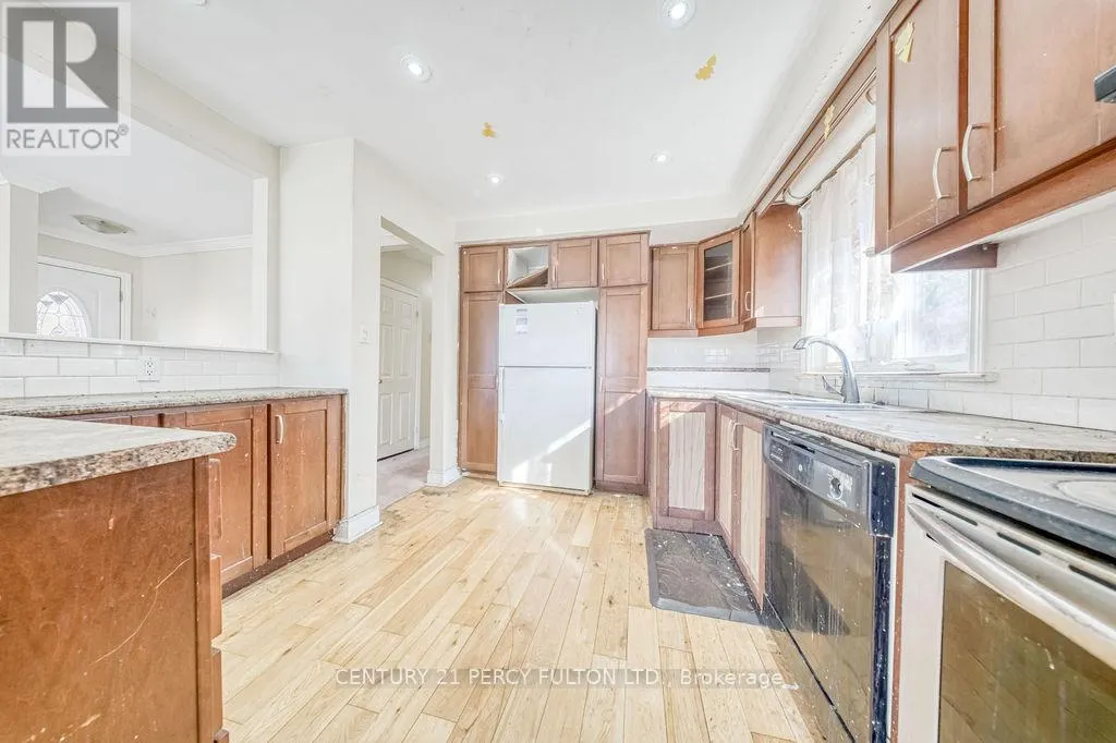 63 HISCOCK BOULEVARD