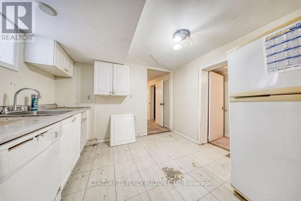 63 HISCOCK BOULEVARD