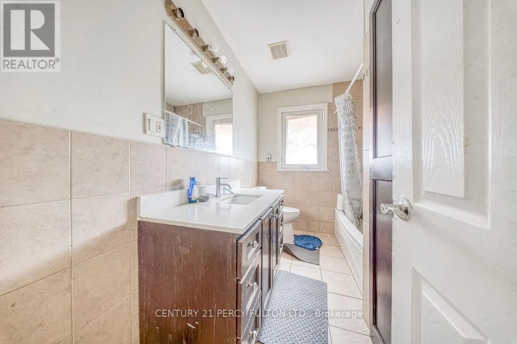 63 HISCOCK BOULEVARD