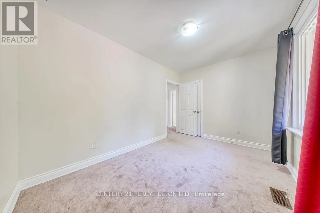 63 HISCOCK BOULEVARD