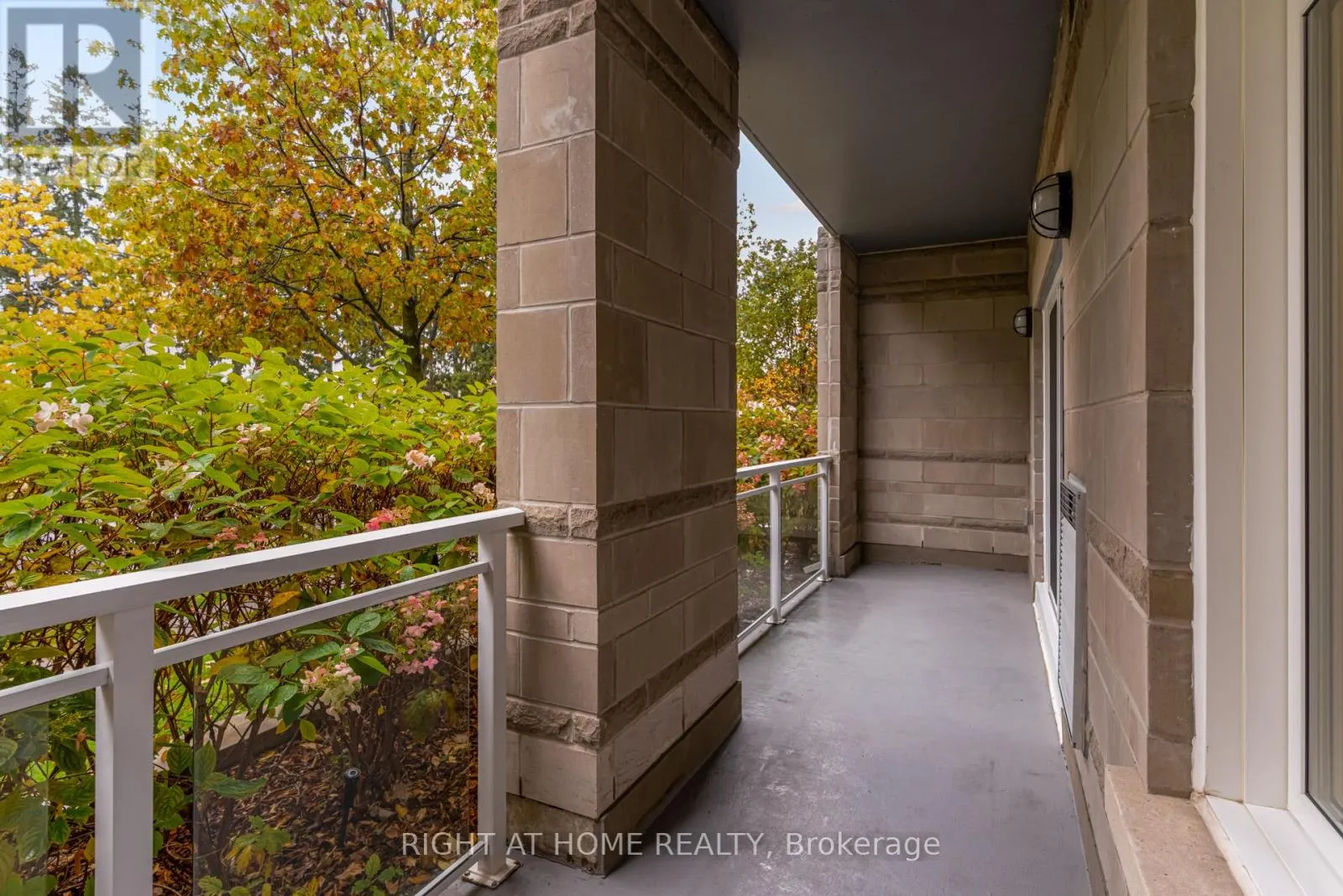 107 - 680 GORDON STREET