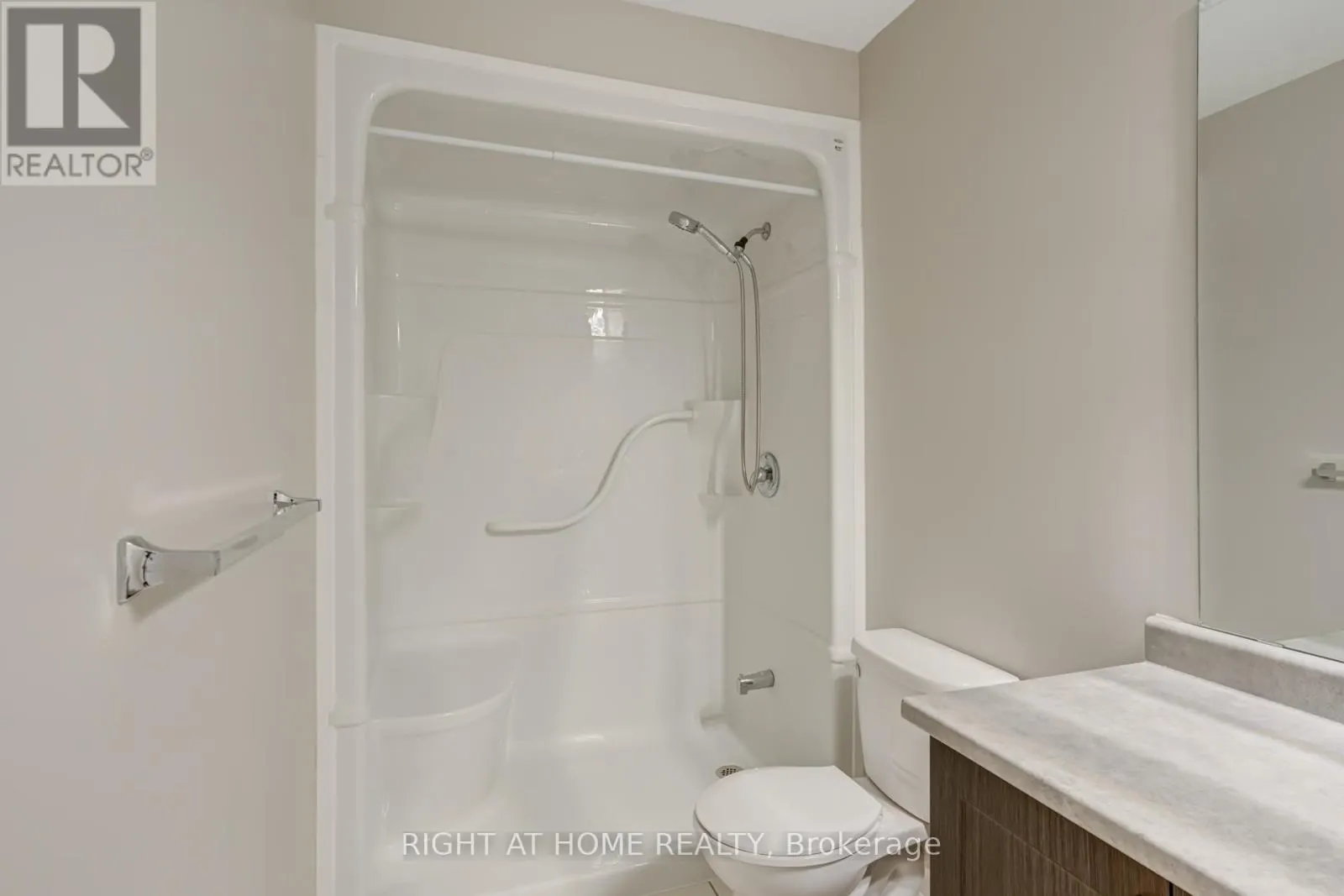 107 - 680 GORDON STREET