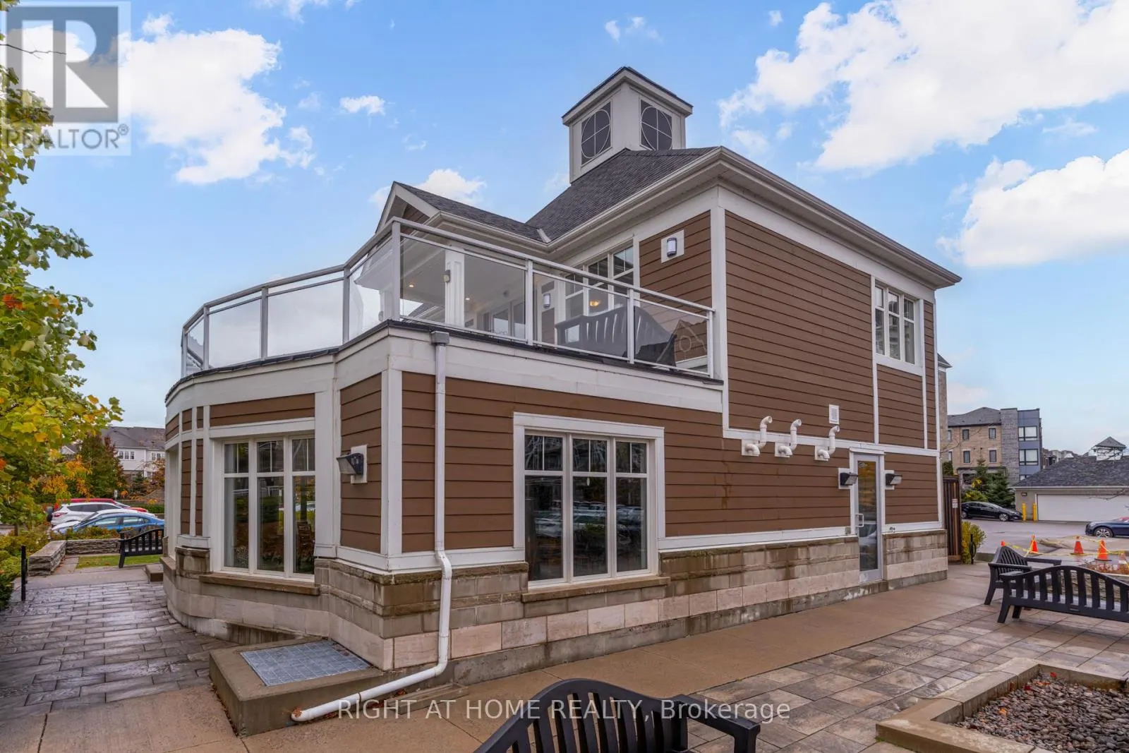 107 - 680 GORDON STREET