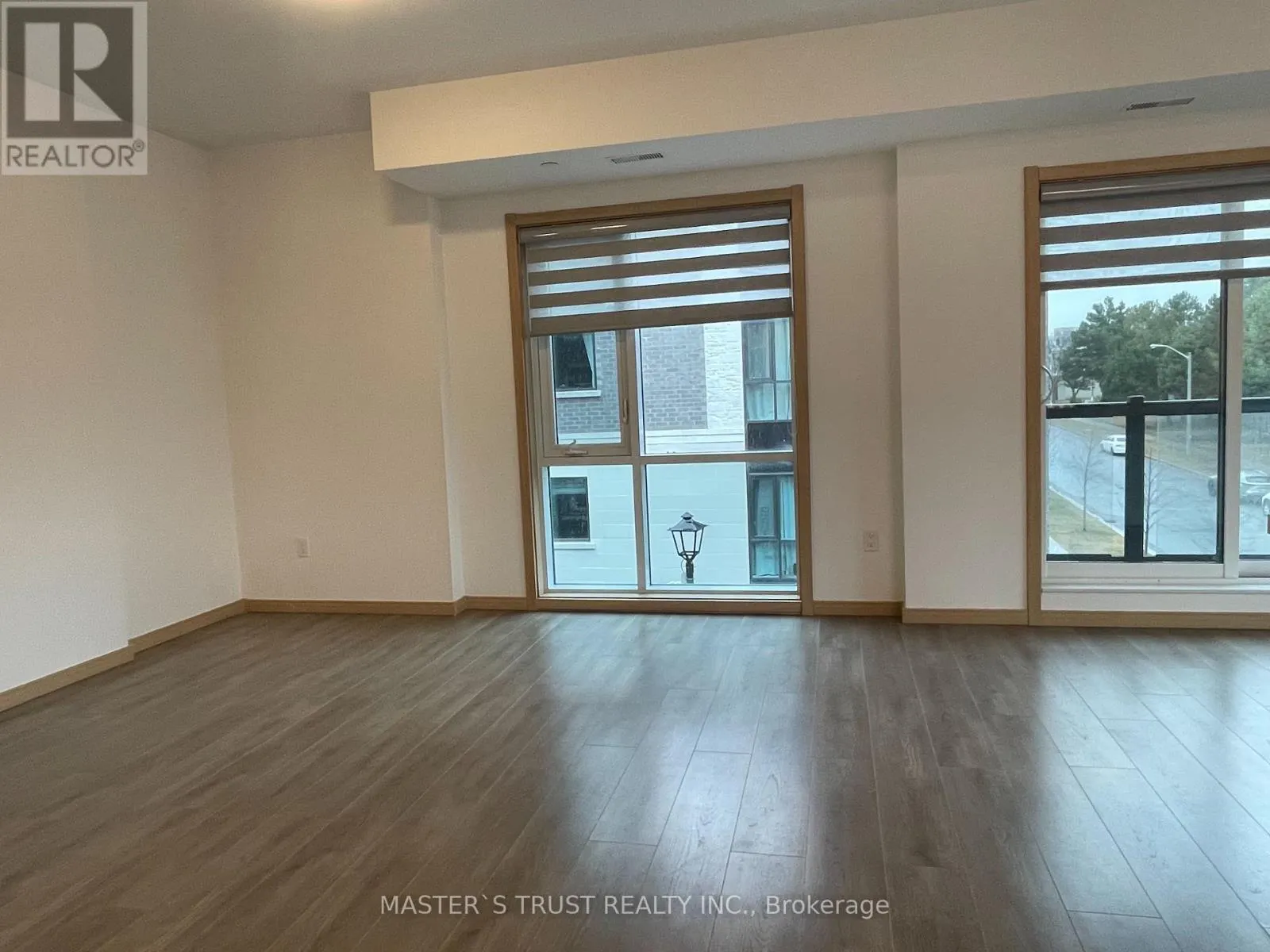 A310 - 3453 VICTORIA PARK AVENUE