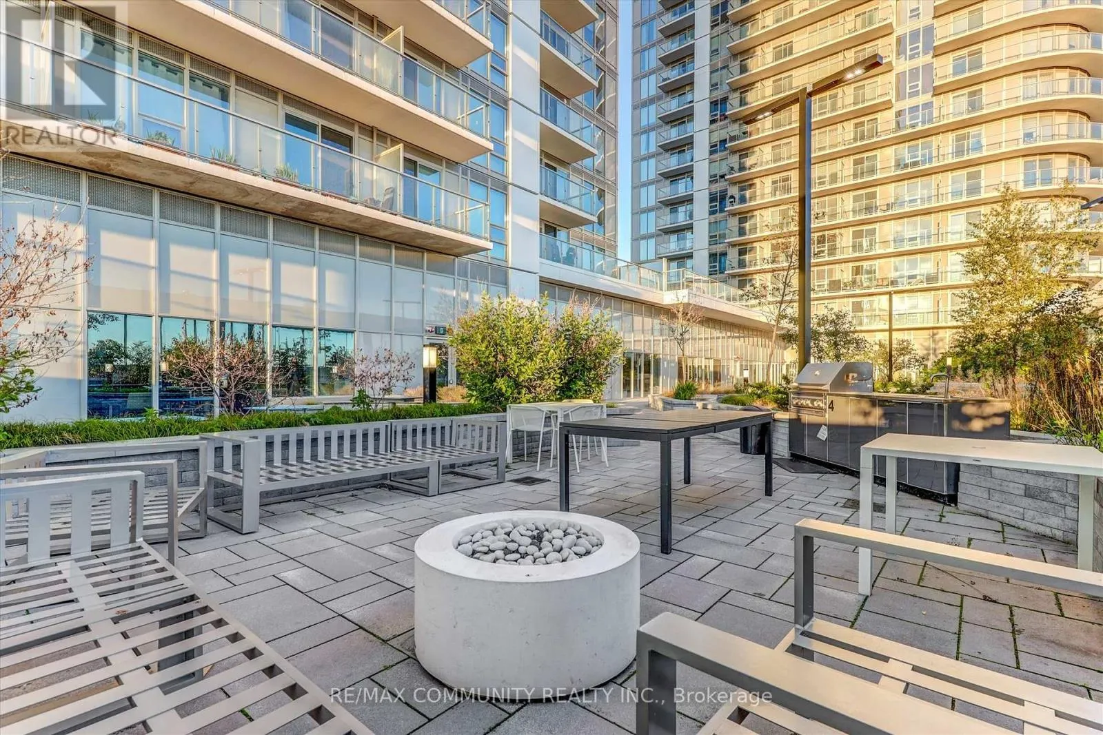 1922 - 2031 KENNEDY ROAD