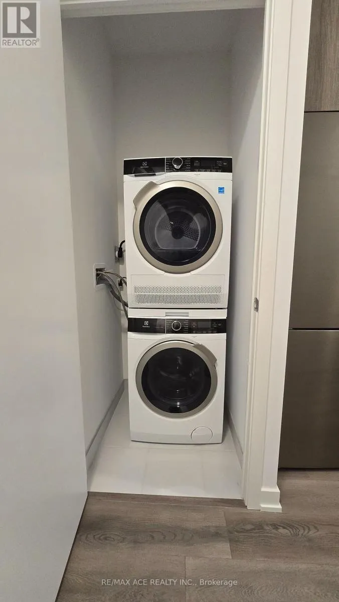 321 - 7439 KINGSTON ROAD