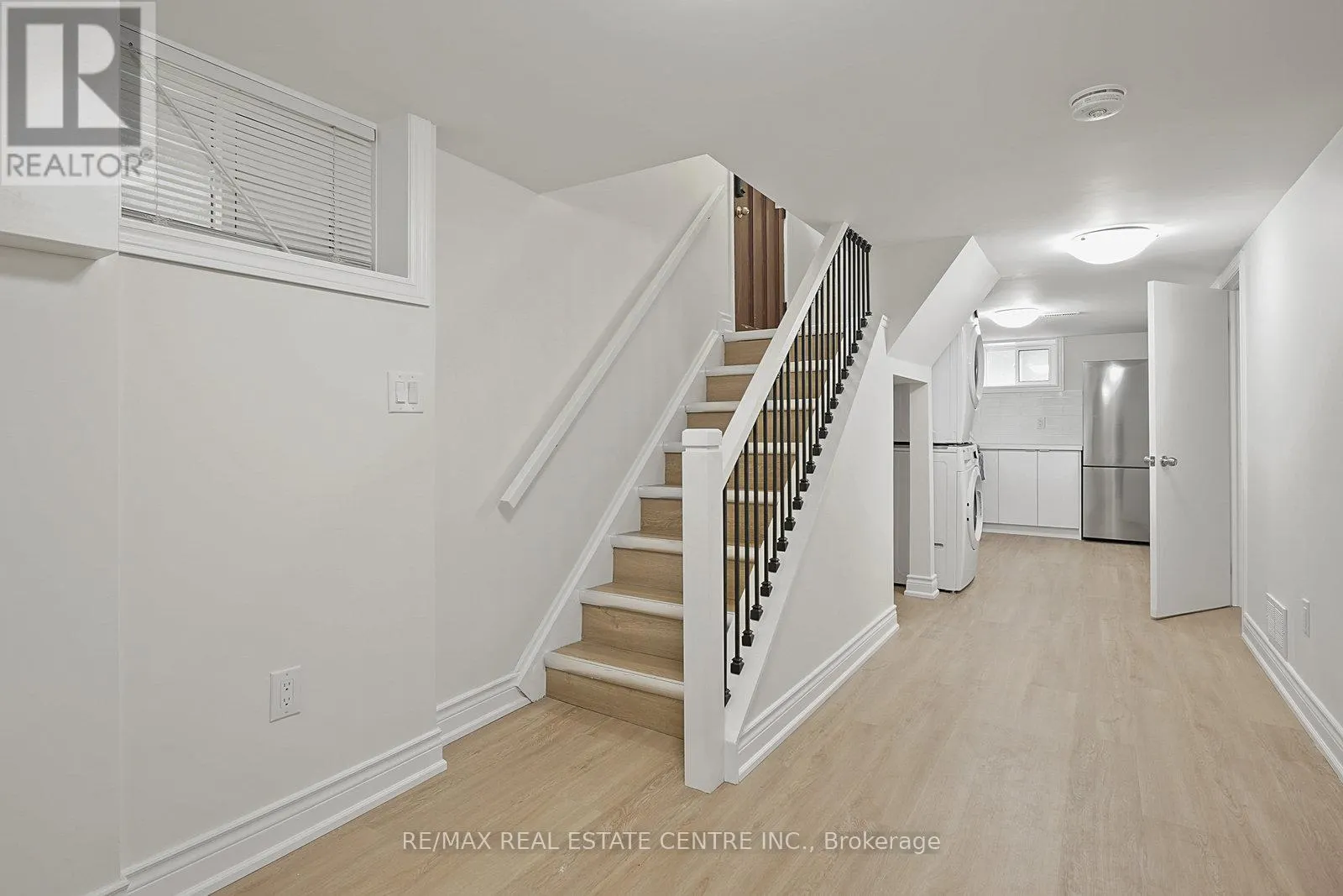 LOWER - 482 RHODES AVENUE