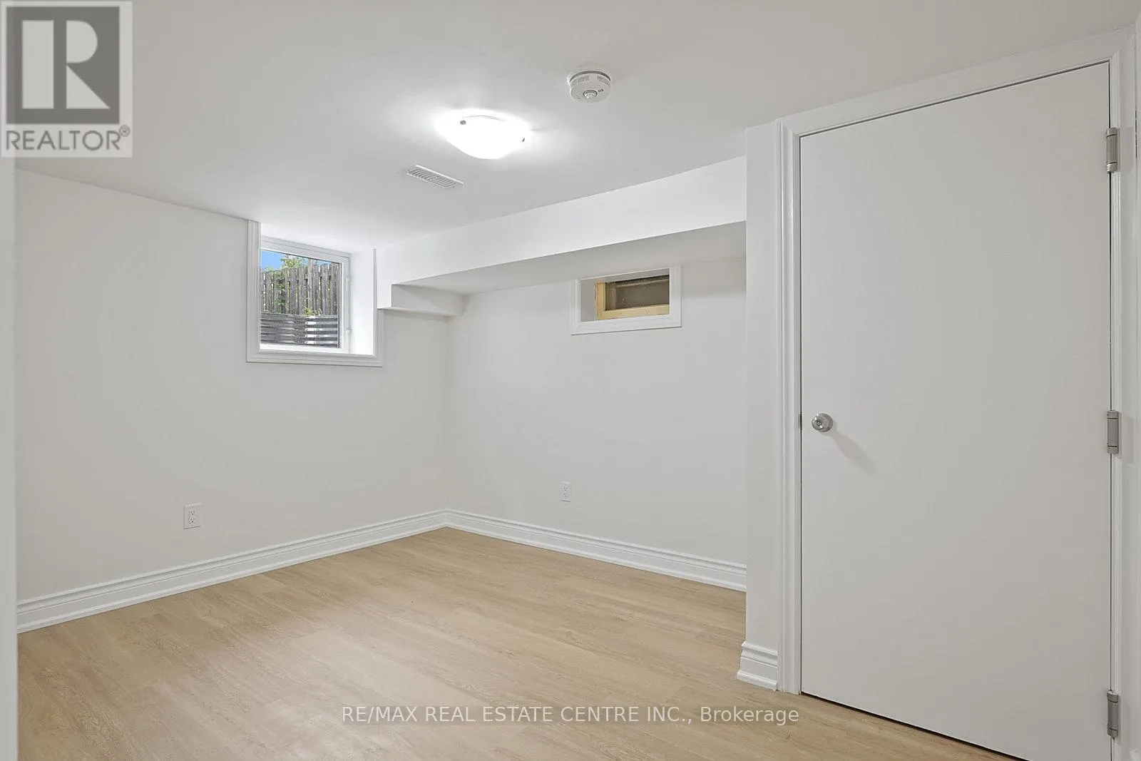 LOWER - 482 RHODES AVENUE