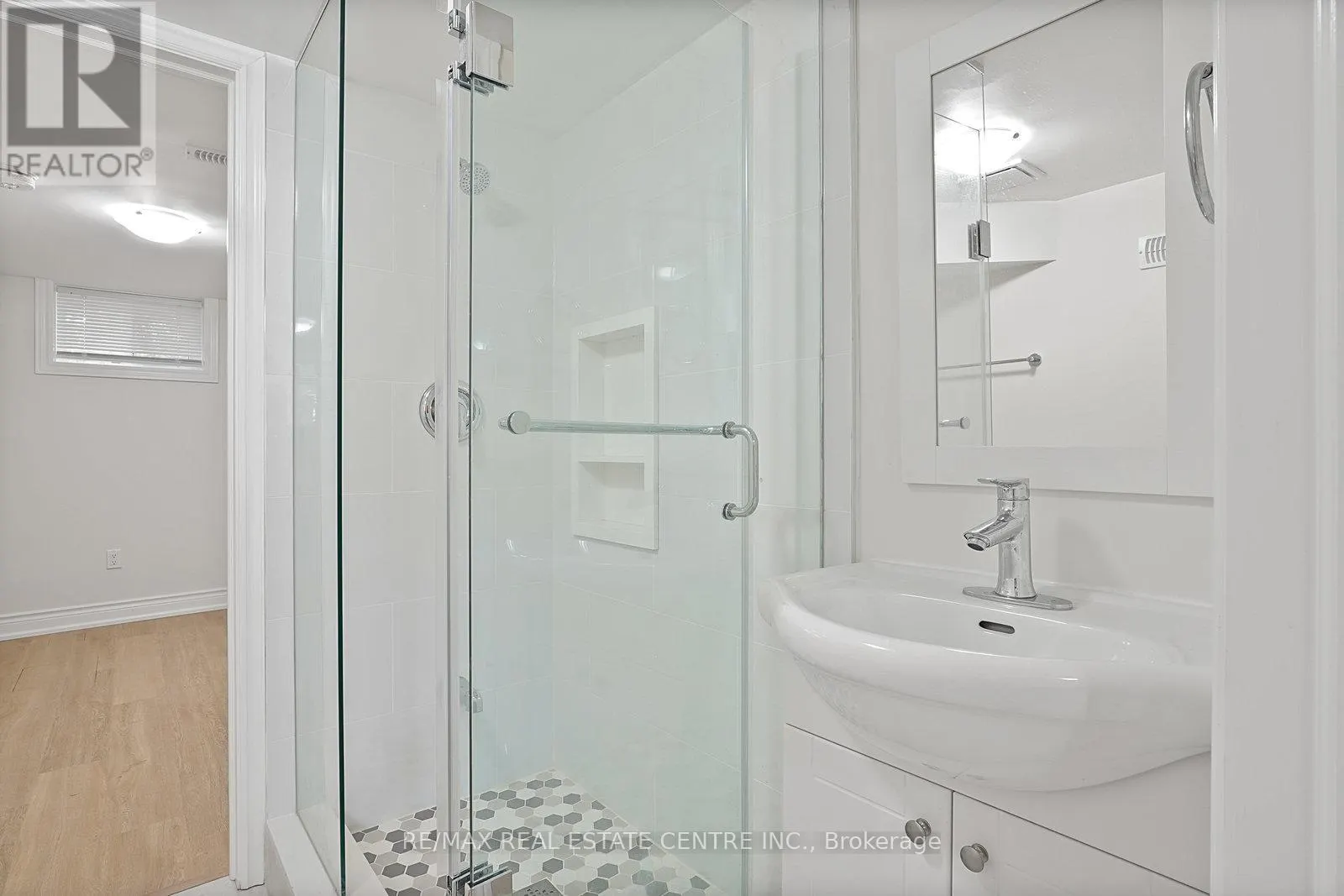 LOWER - 482 RHODES AVENUE