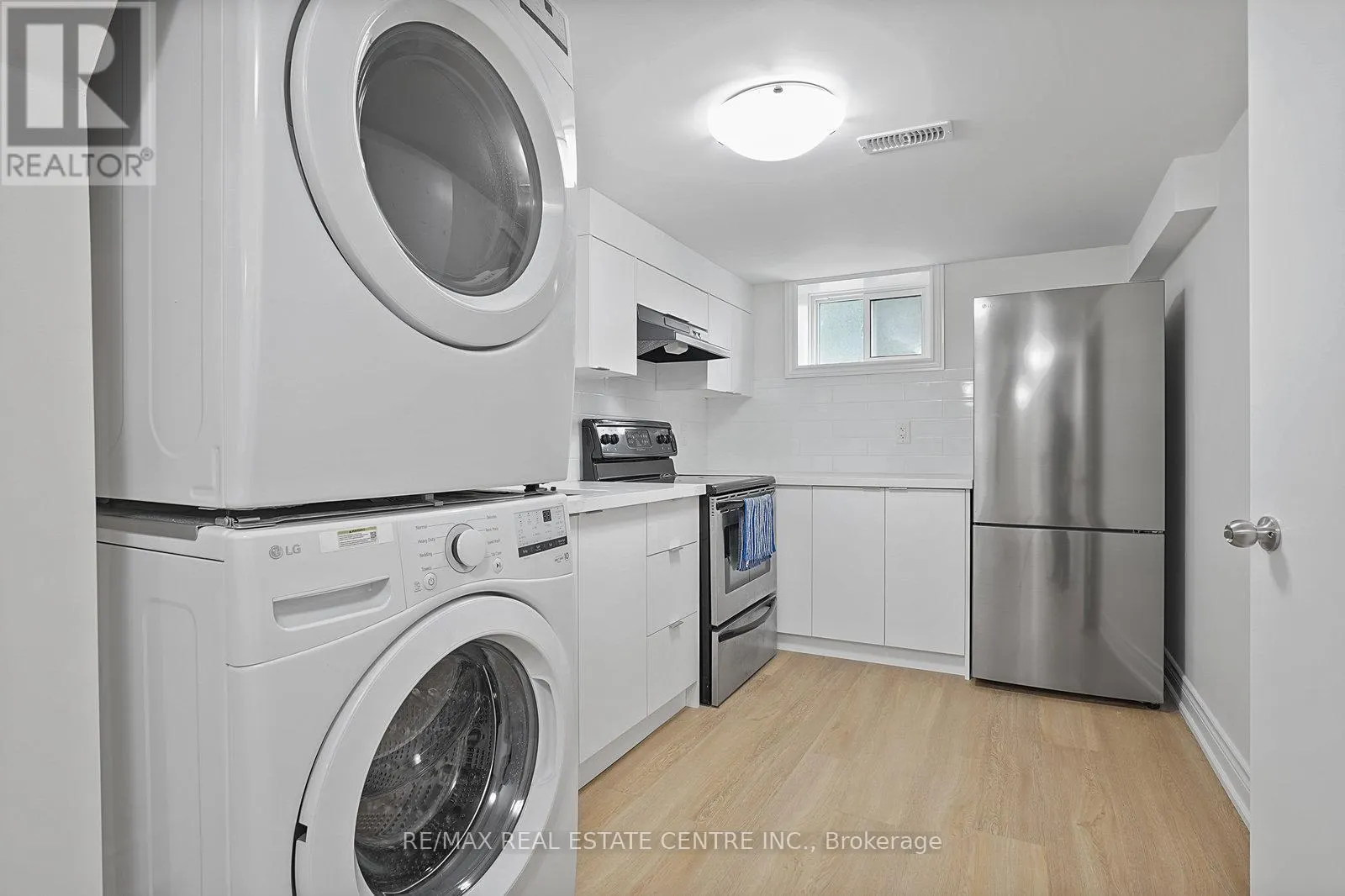 LOWER - 482 RHODES AVENUE