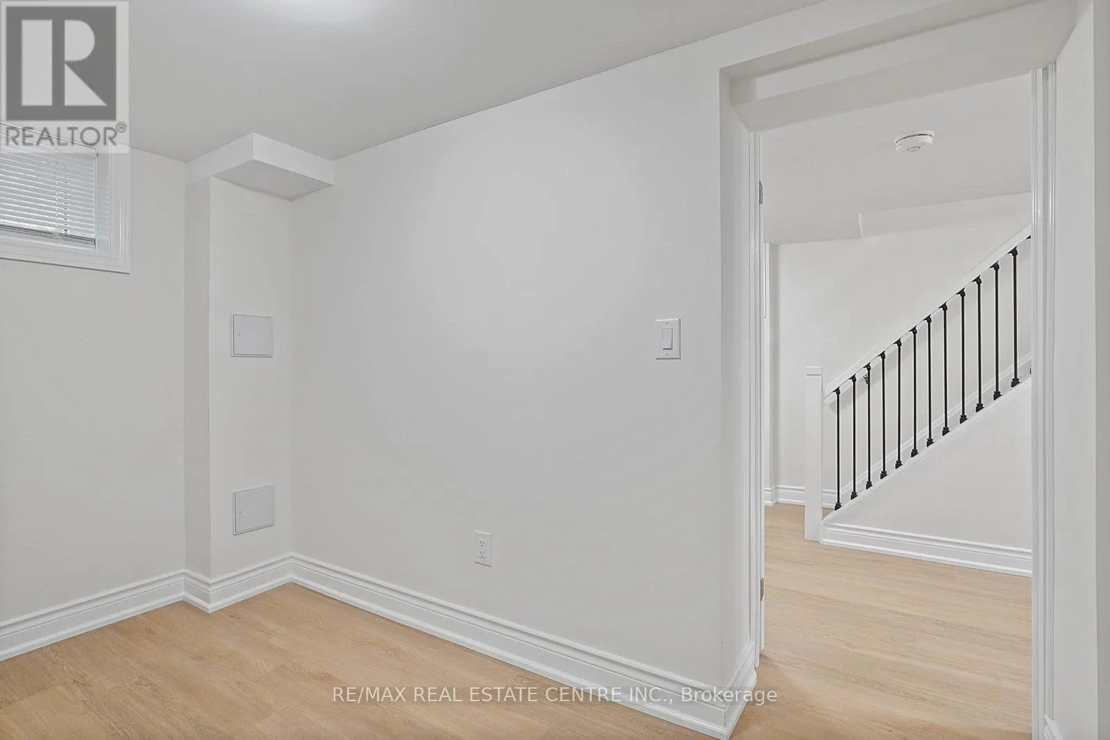 LOWER - 482 RHODES AVENUE