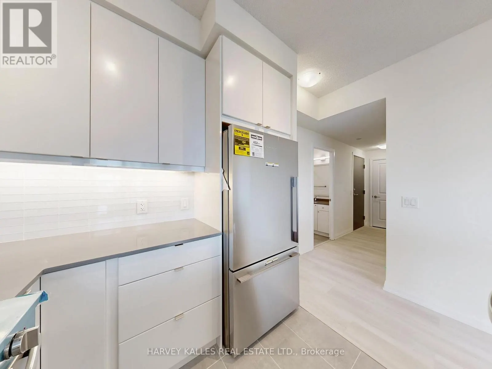 1402 - 3260 SHEPPARD AVENUE E