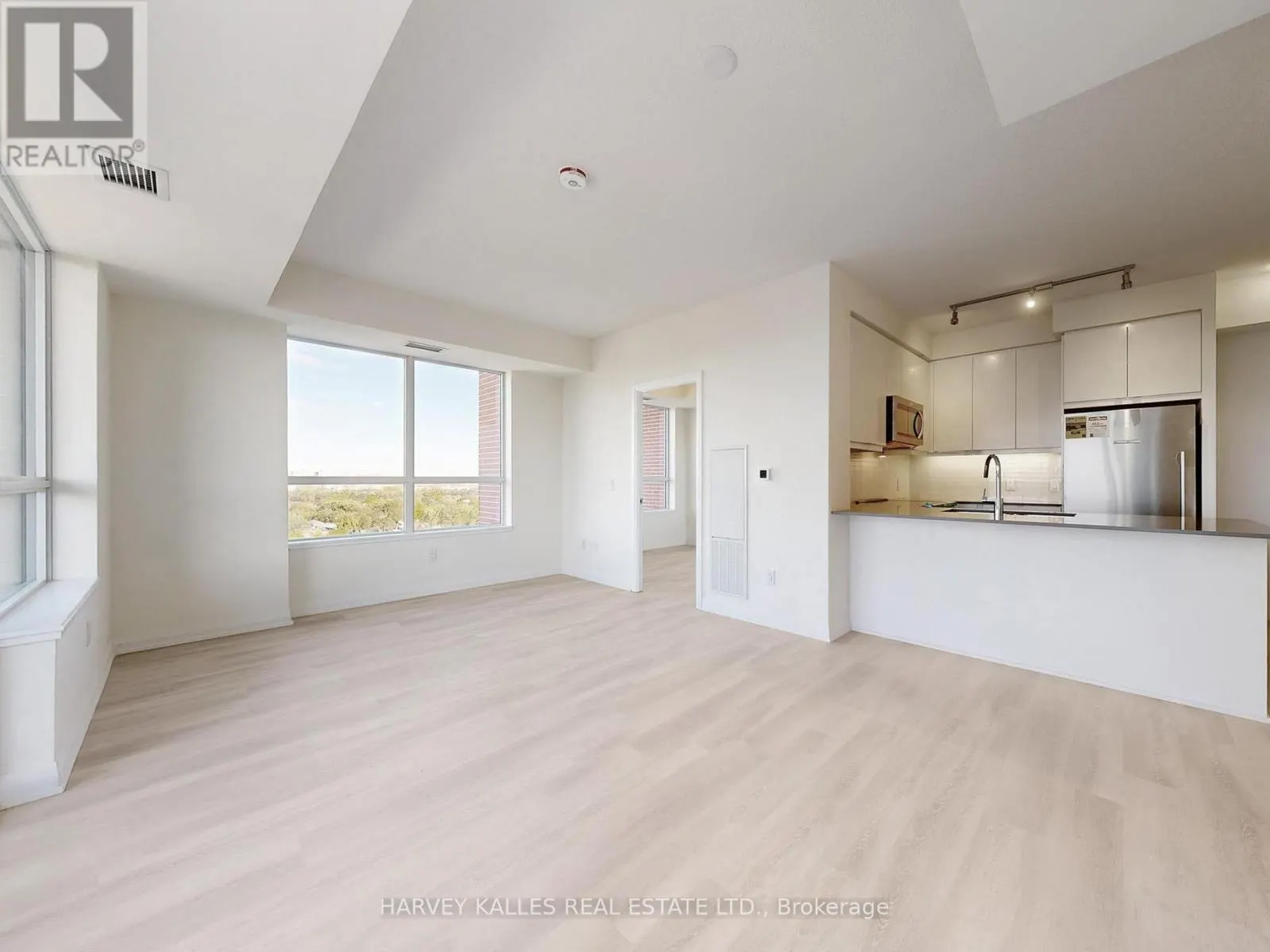 1402 - 3260 SHEPPARD AVENUE E