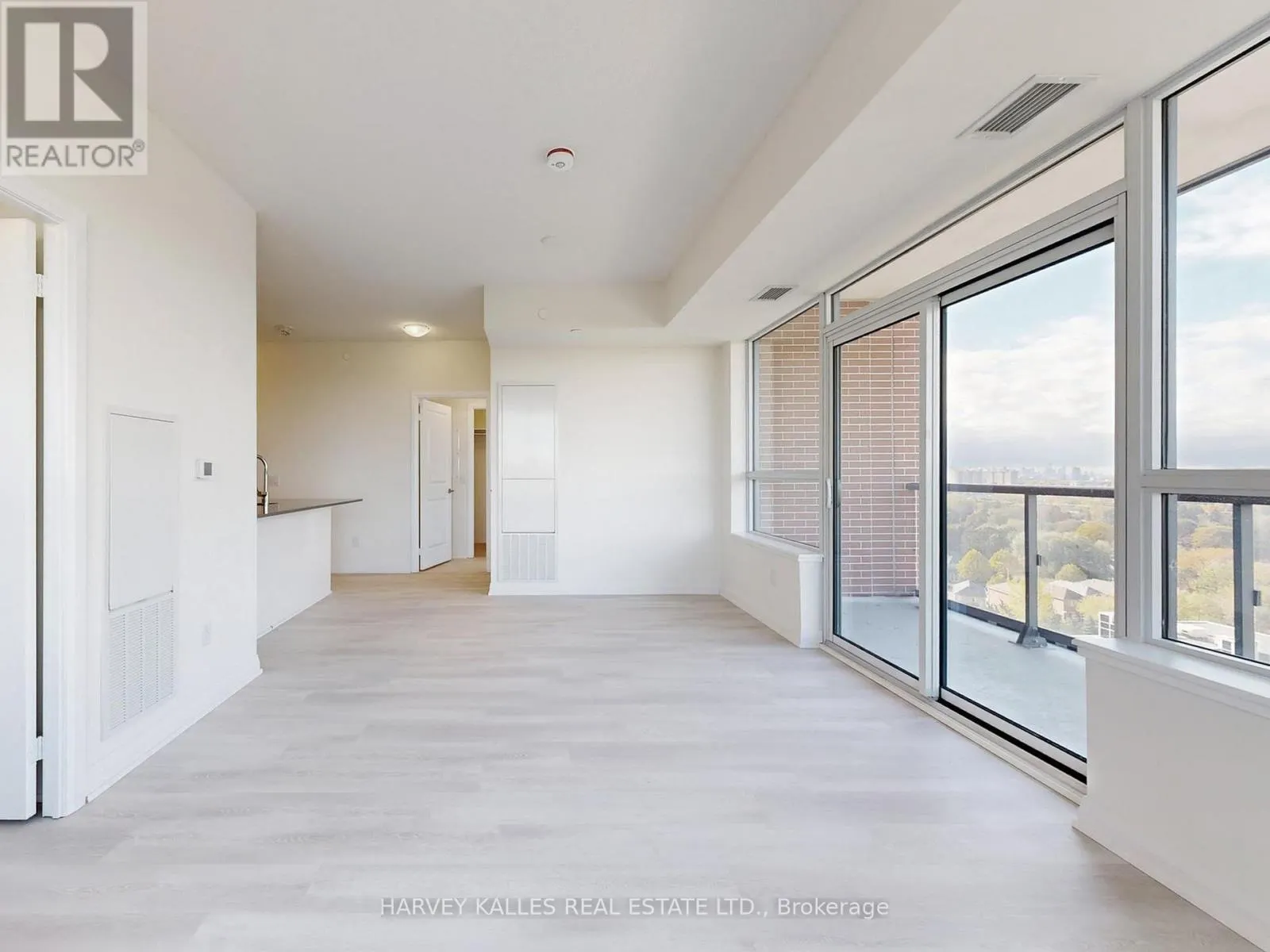 1402 - 3260 SHEPPARD AVENUE E