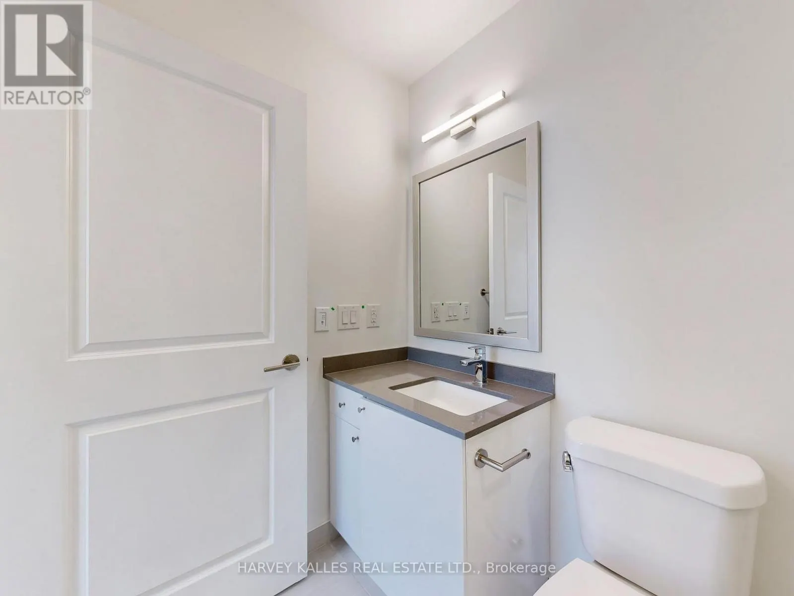 1402 - 3260 SHEPPARD AVENUE E