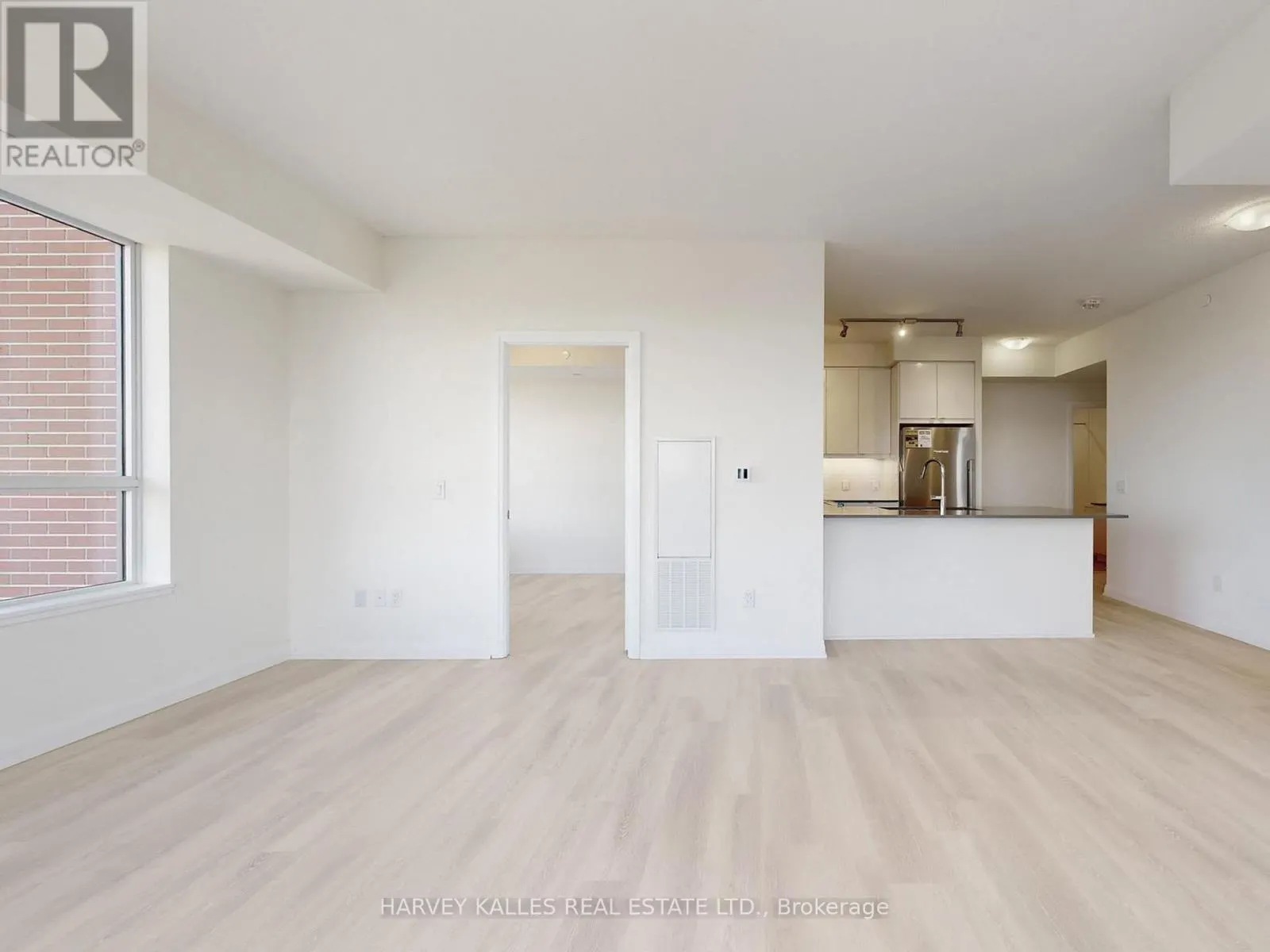 1402 - 3260 SHEPPARD AVENUE E