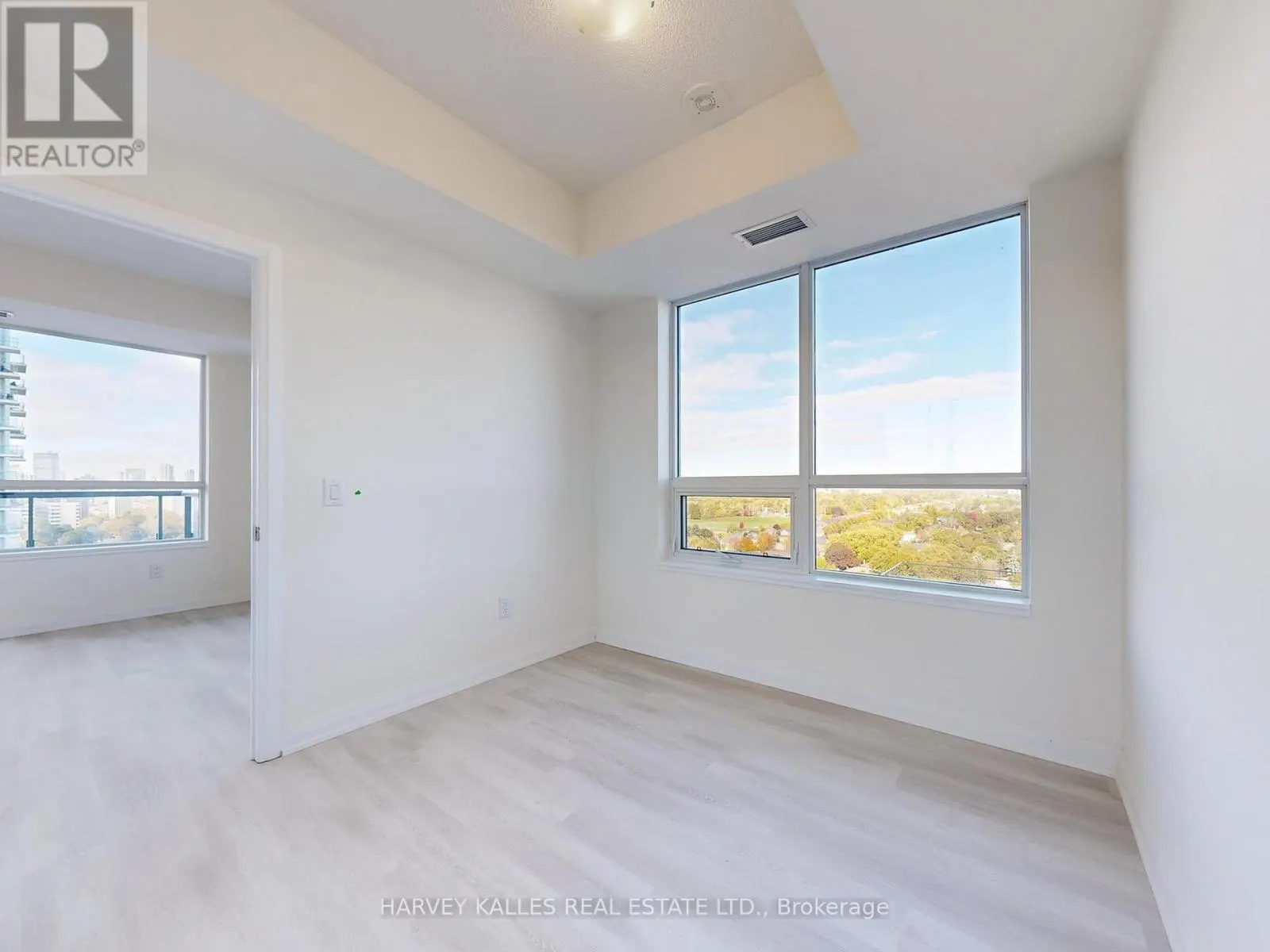 1402 - 3260 SHEPPARD AVENUE E