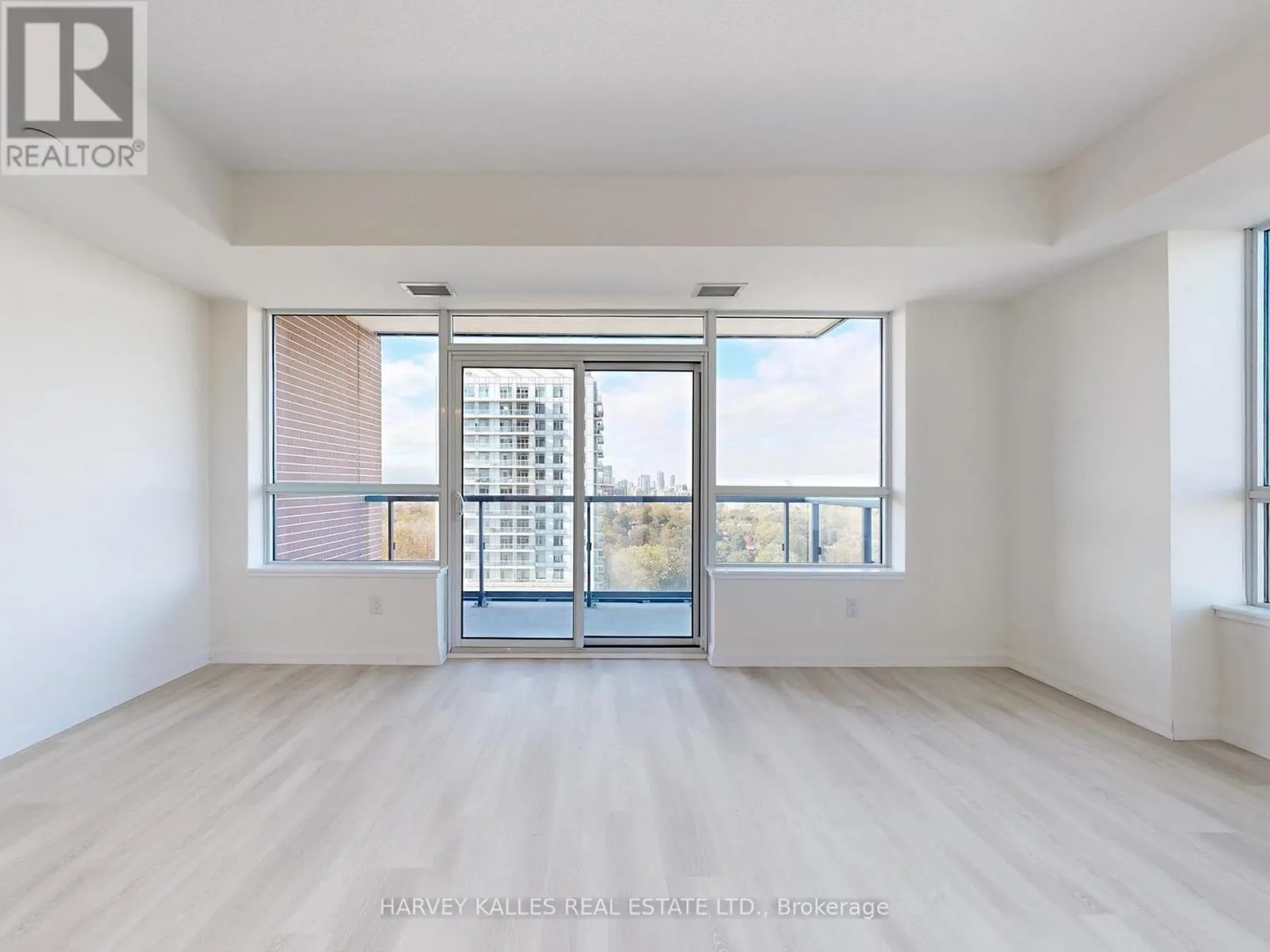 1402 - 3260 SHEPPARD AVENUE E