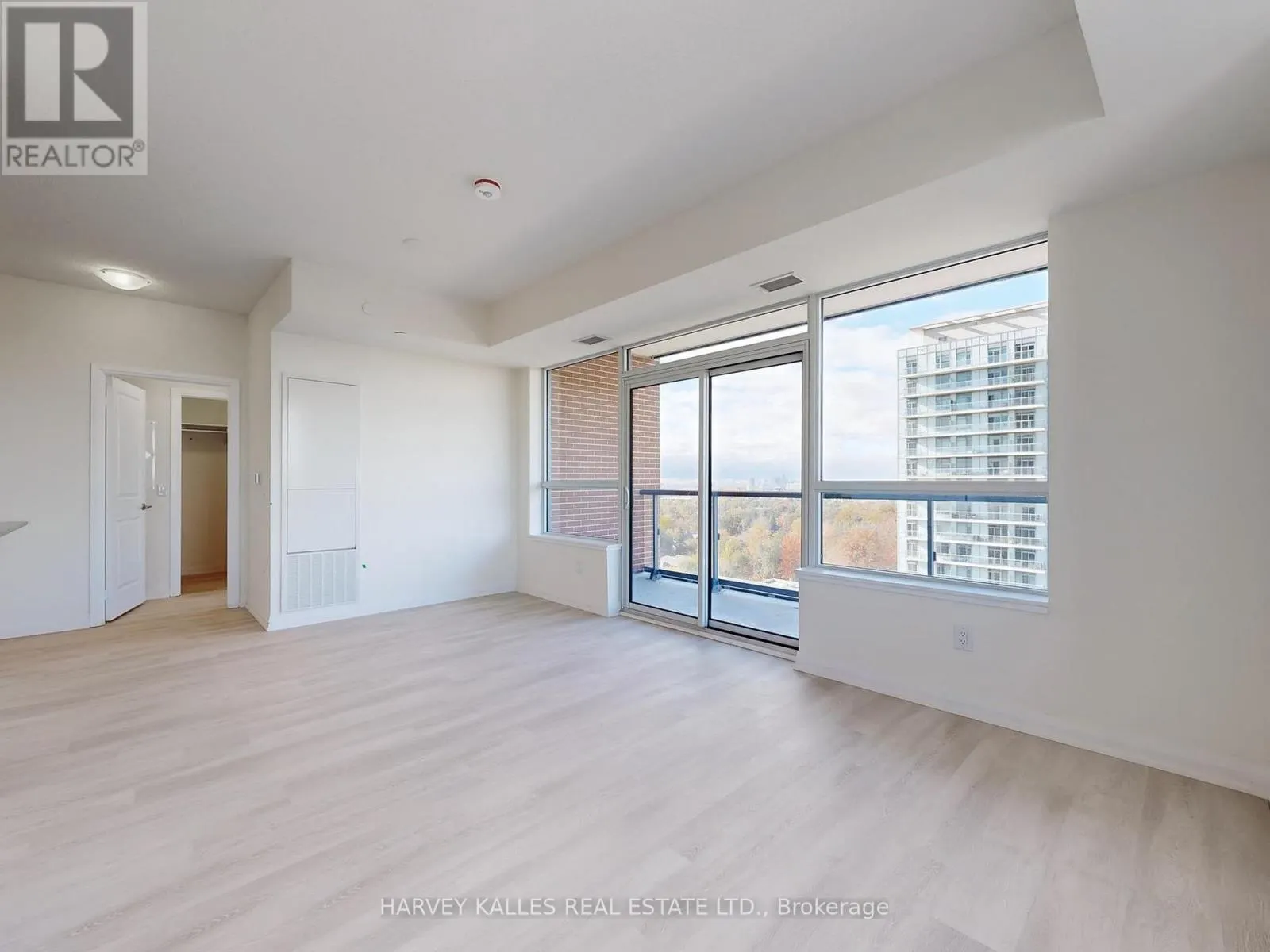 1402 - 3260 SHEPPARD AVENUE E