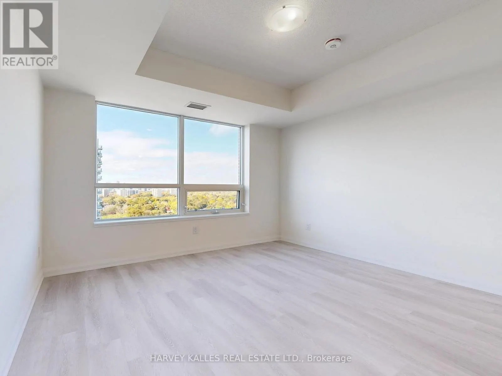 1402 - 3260 SHEPPARD AVENUE E