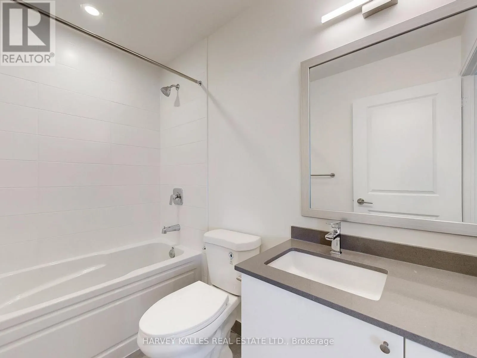 1402 - 3260 SHEPPARD AVENUE E