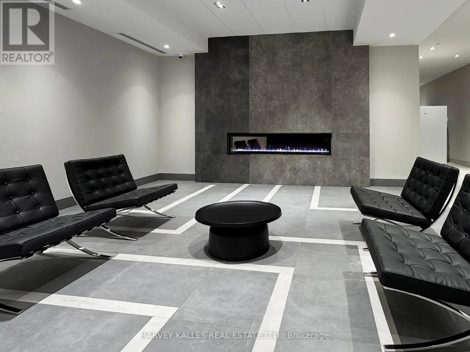 1402 - 3260 SHEPPARD AVENUE E